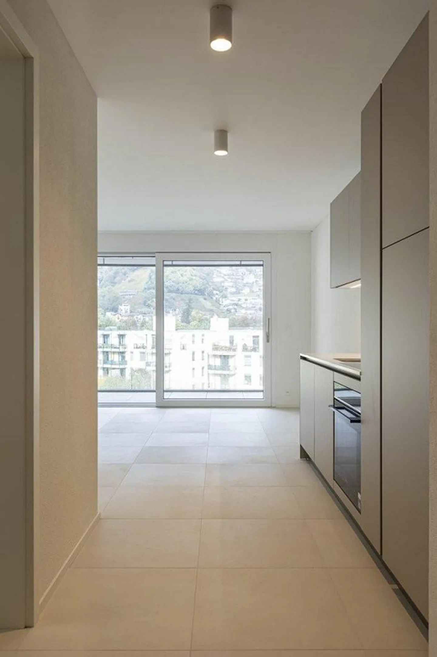 Looking for a tenant for 1.5 rooms in Tenero - Photo 2 of 6