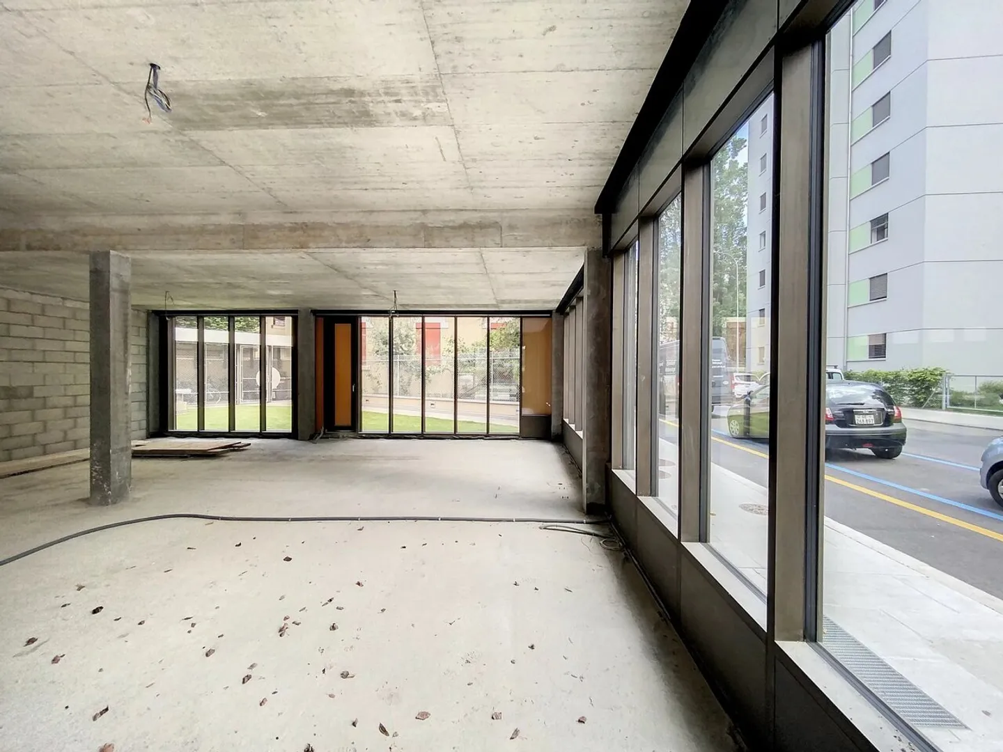 Commercial Space in Charmilles - Photo 7 of 8