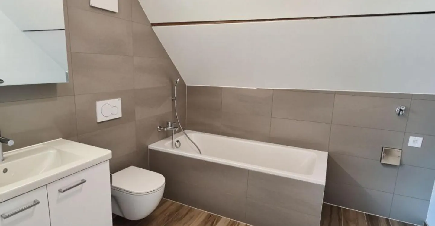 Wunderschöne 4,5-Zimmer-Duplexwohnung in Hauterive - Foto 7 von 9