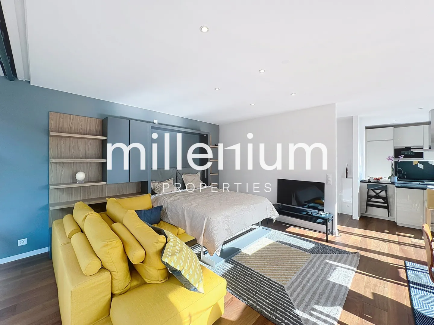 High-end apartment near the UN - Photo 10 of 18