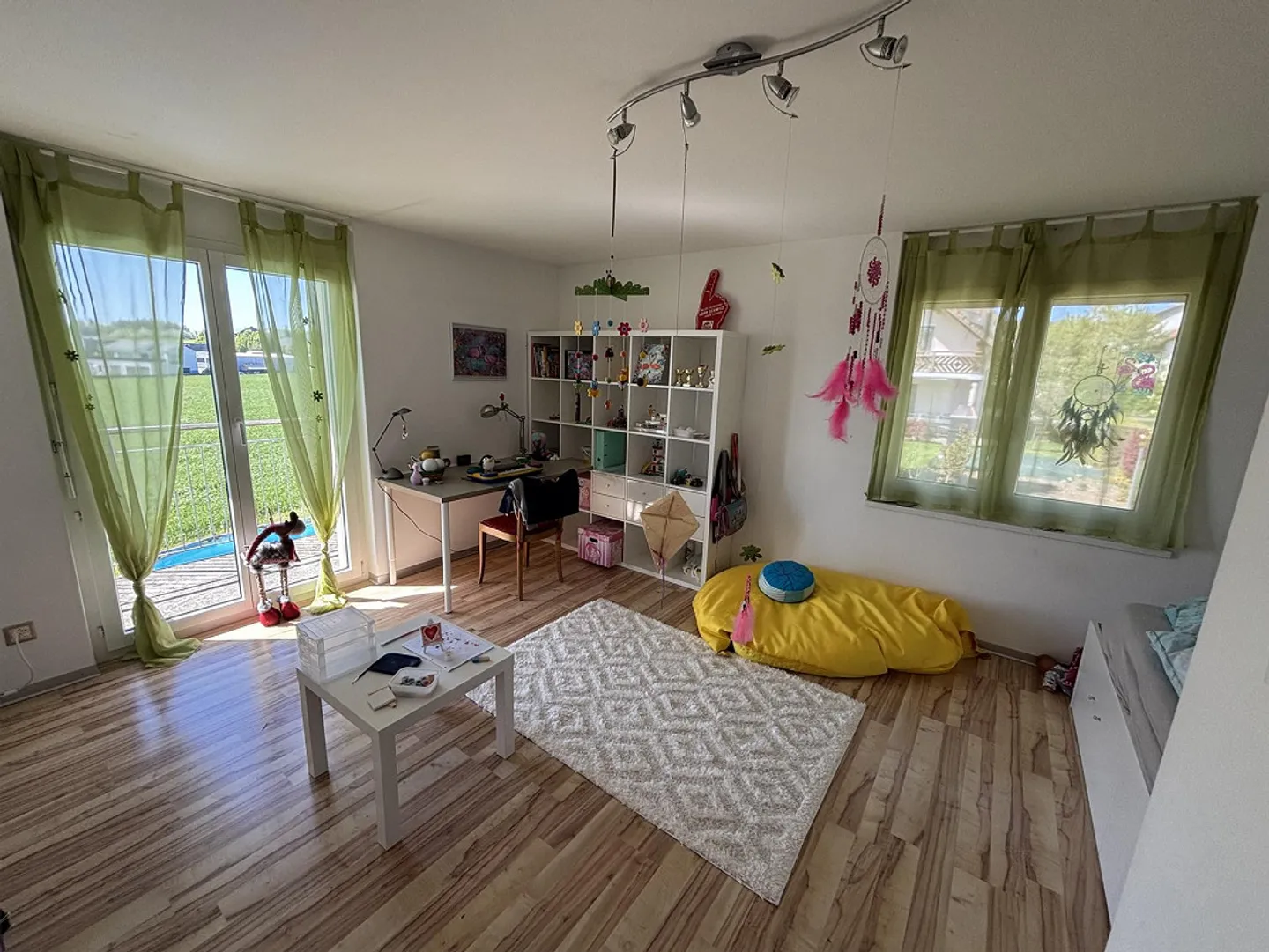 Maison semi-détachée de 5 ½ pièces dans un emplacement ensoleillé et calme - Photo 11 sur 25