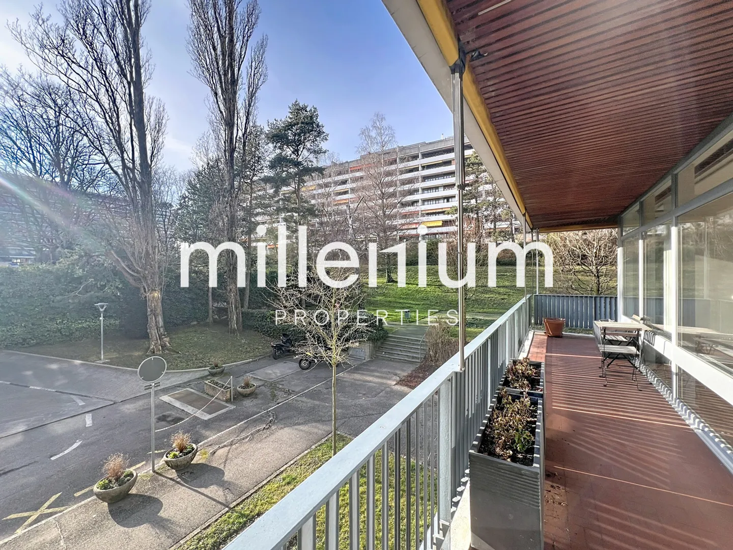 High-end apartment near the UN - Photo 15 of 18