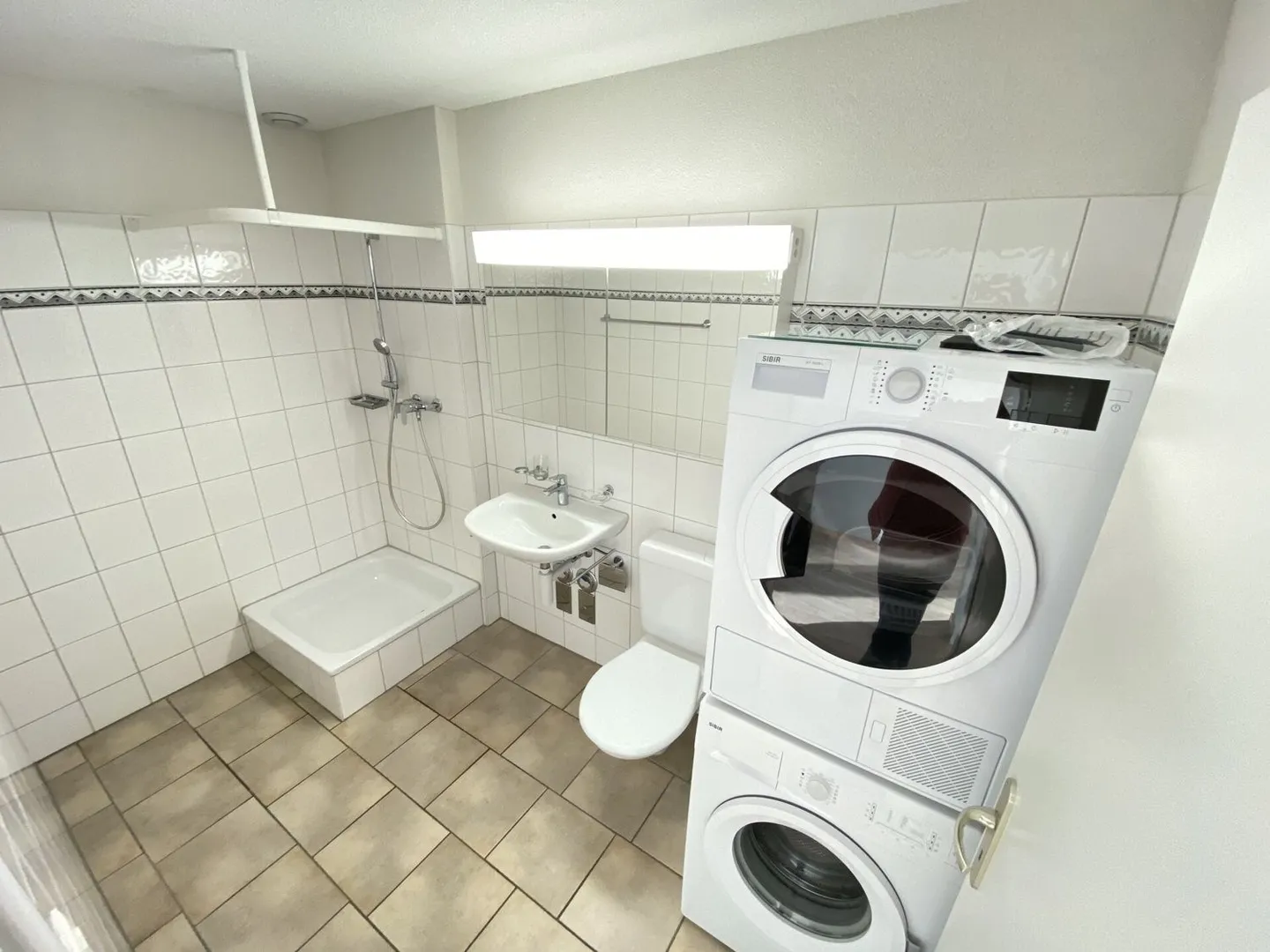 Appartamento moderno 2.5 locali - Zurigo Seebach - Foto 5 di 7