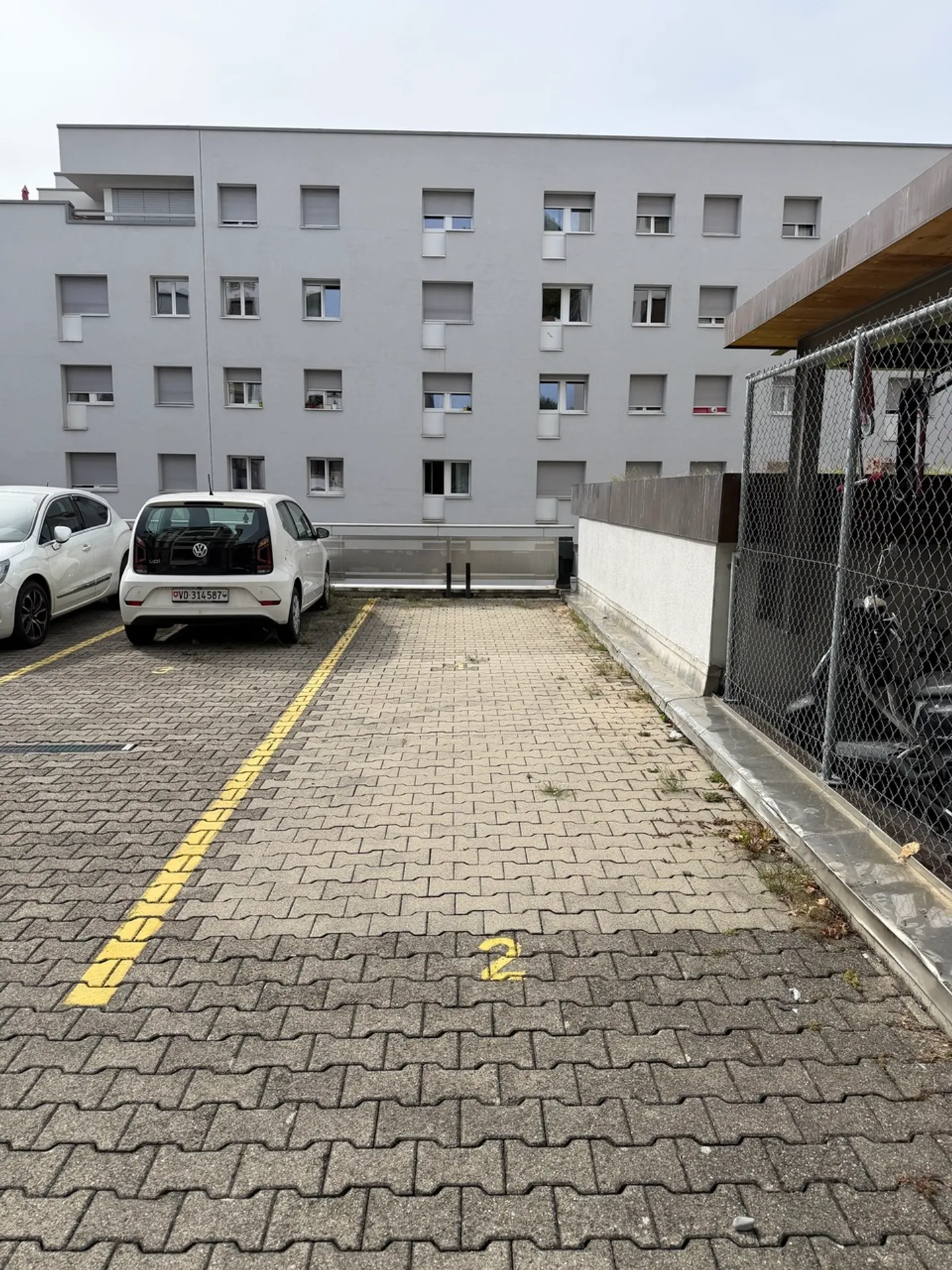 2 posti auto esterni nel centro di Losanna - Foto 1 di 1