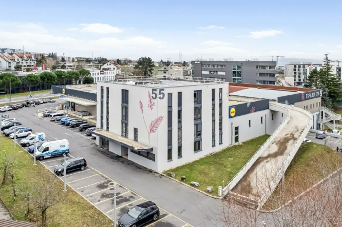 "Plug & Play" Offices of 50m² Very Well Located in Crissier - Photo 7 of 7