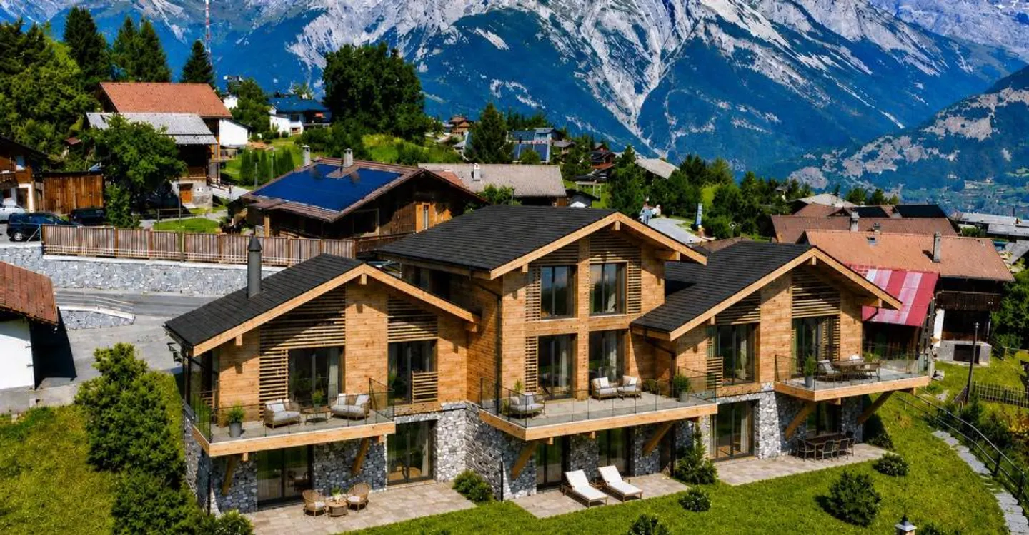Exceptional apartment in a chalet? Primary residence - Photo 1 of 2