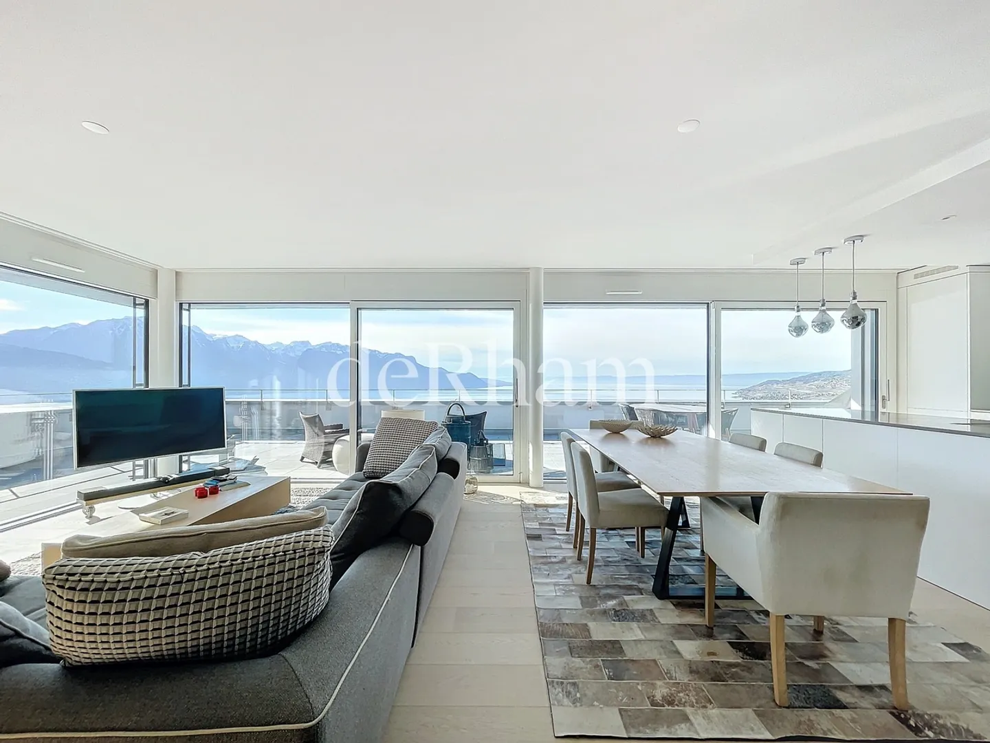 Penthouse avec 4,5 pièces et vue imprenable ! - Photo 2 sur 8