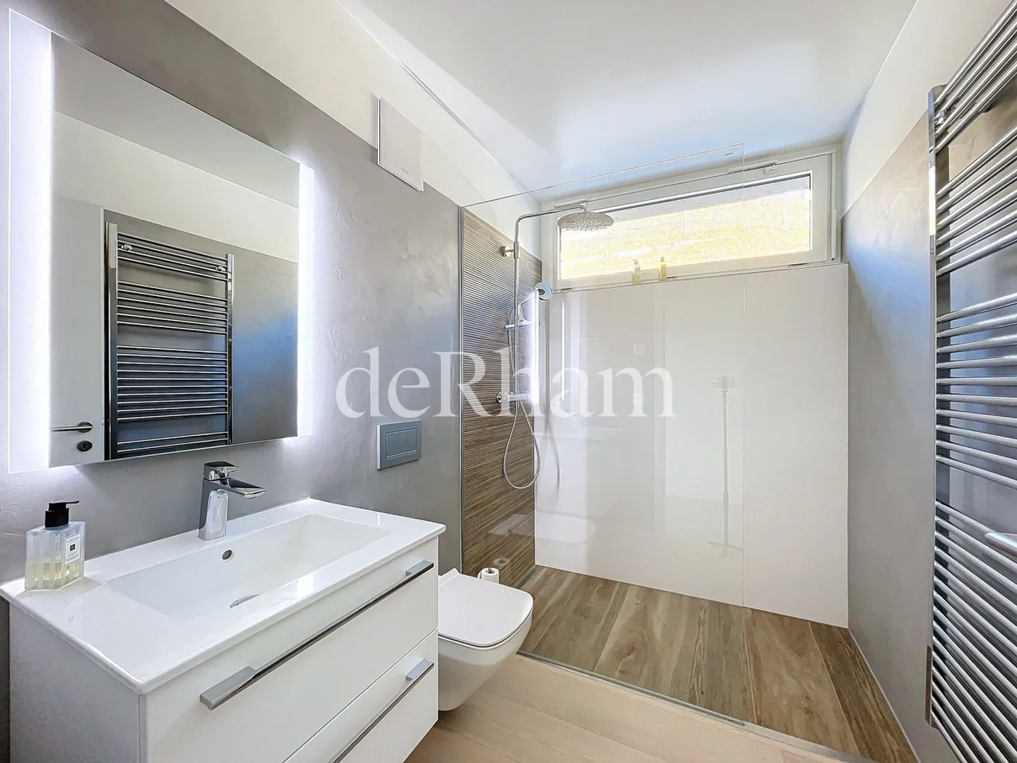 Penthouse avec 4,5 pièces et vue imprenable ! - Photo 5 sur 8