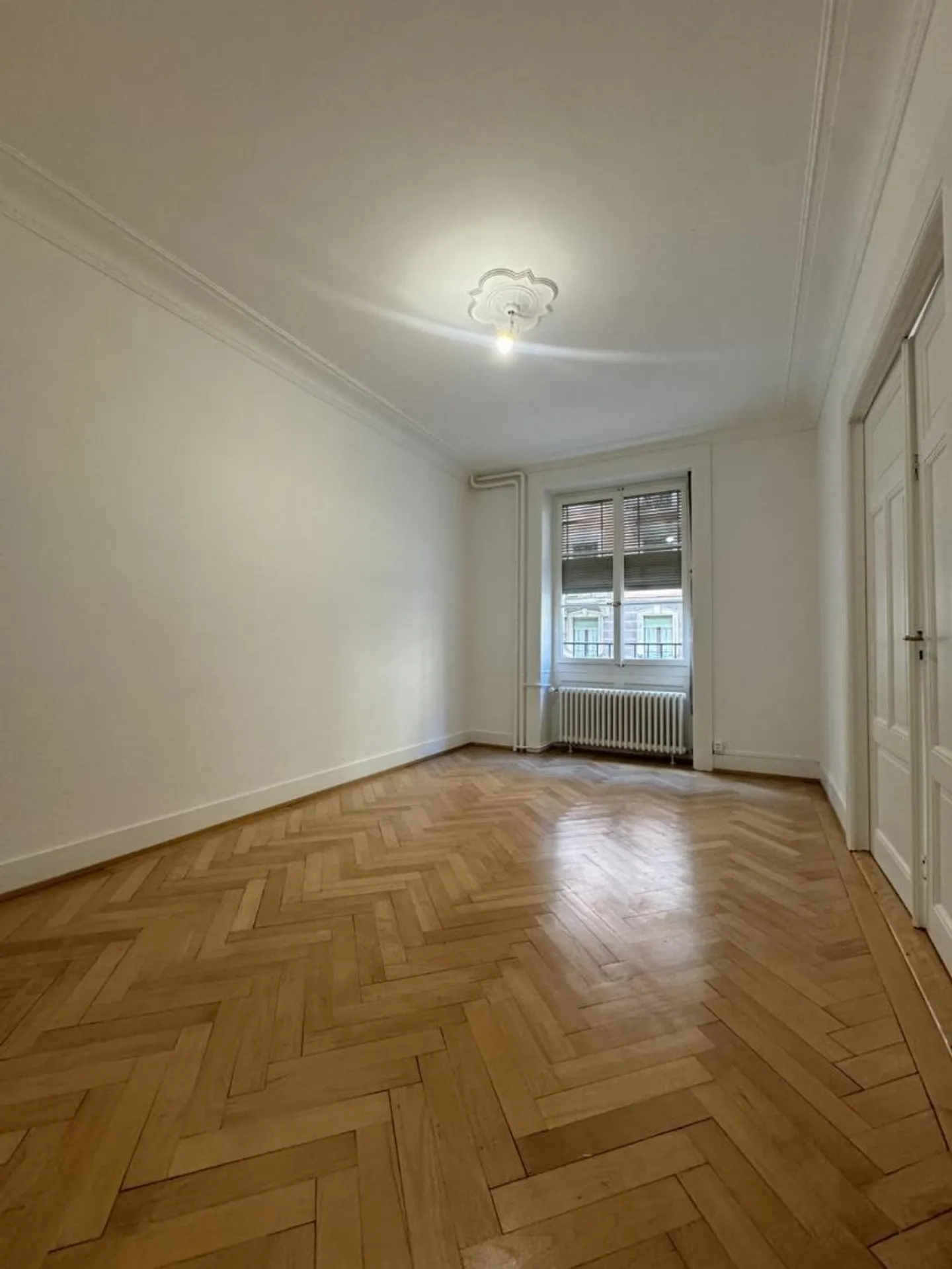Charmant Appartement 4 Pièces - Photo 4 sur 9