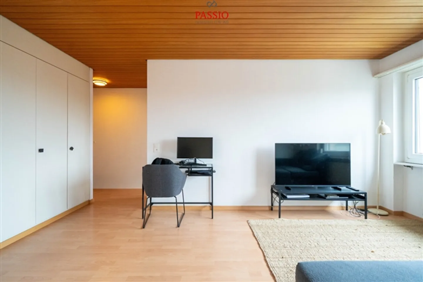 Appartement rénové et loué de 2,5 pièces au 3ème étage - Photo 7 sur 9