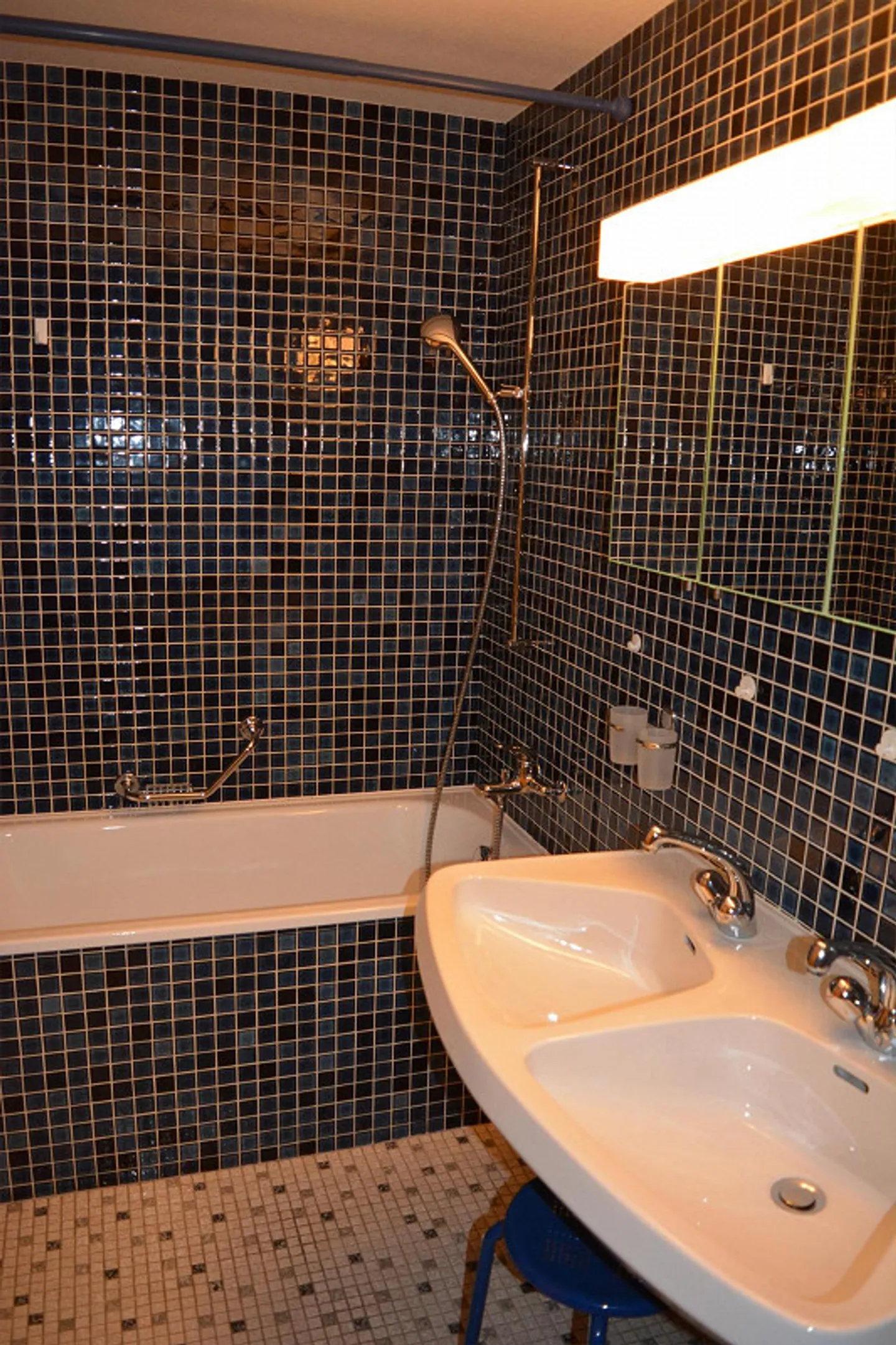 Appartamento in terrazza 3.5 soleggiato con vista grandiosa - Foto 13 di 15