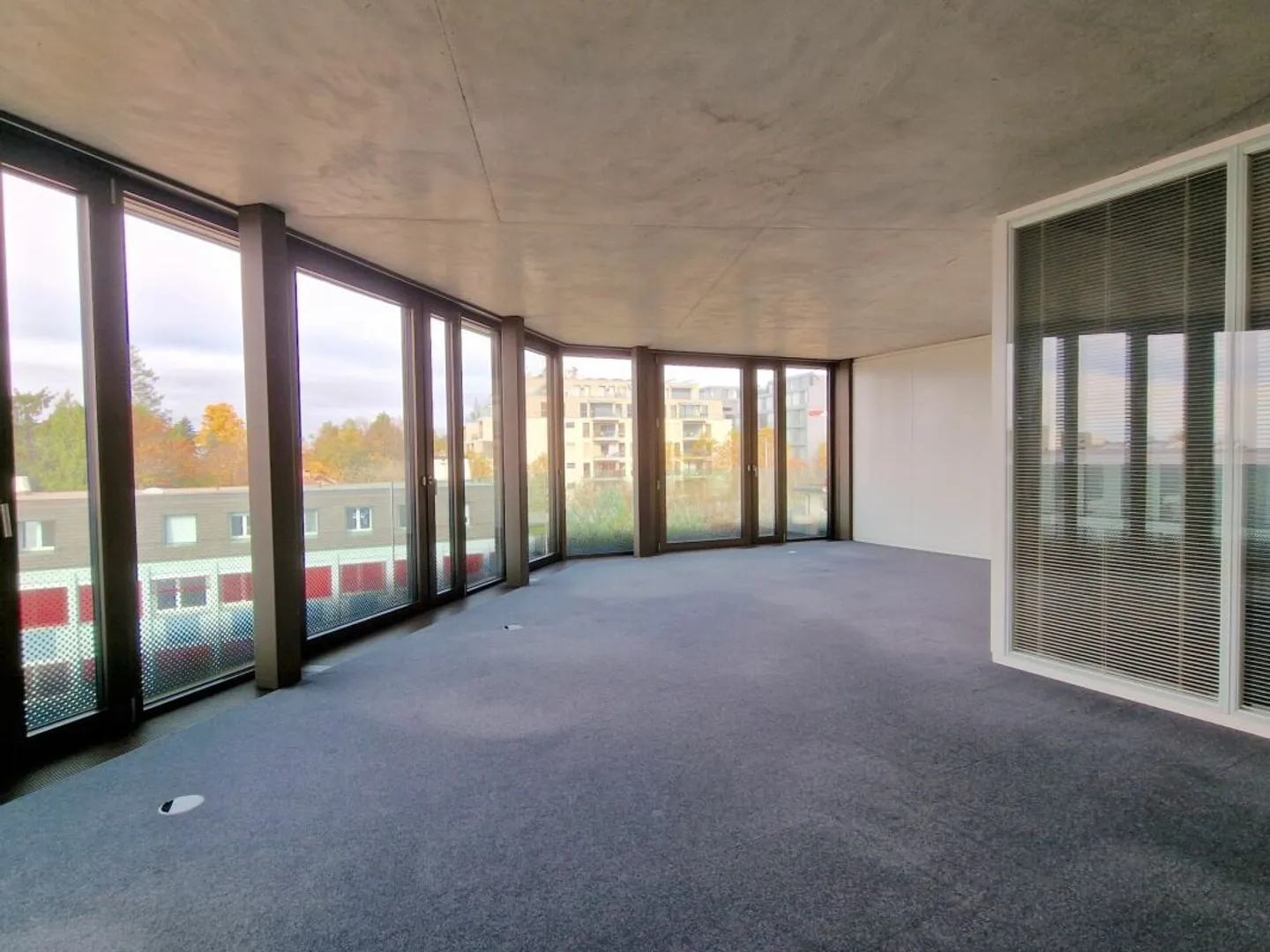 Superfici a partire da 120 m² uffici arredati da affittare immediatamente a Losanna - Foto 3 di 10