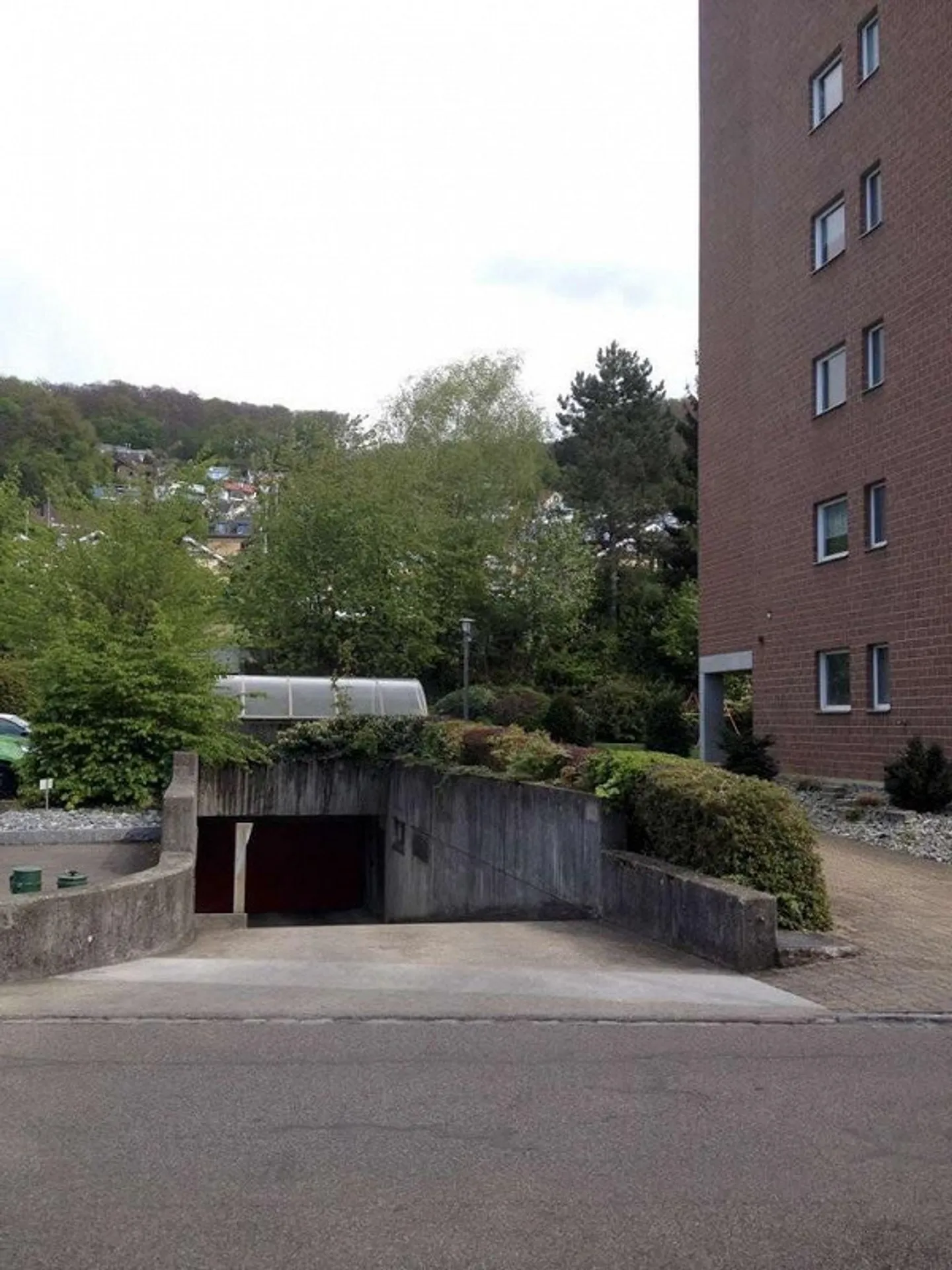 Place de parking à Münchenstein - Photo 1 sur 1