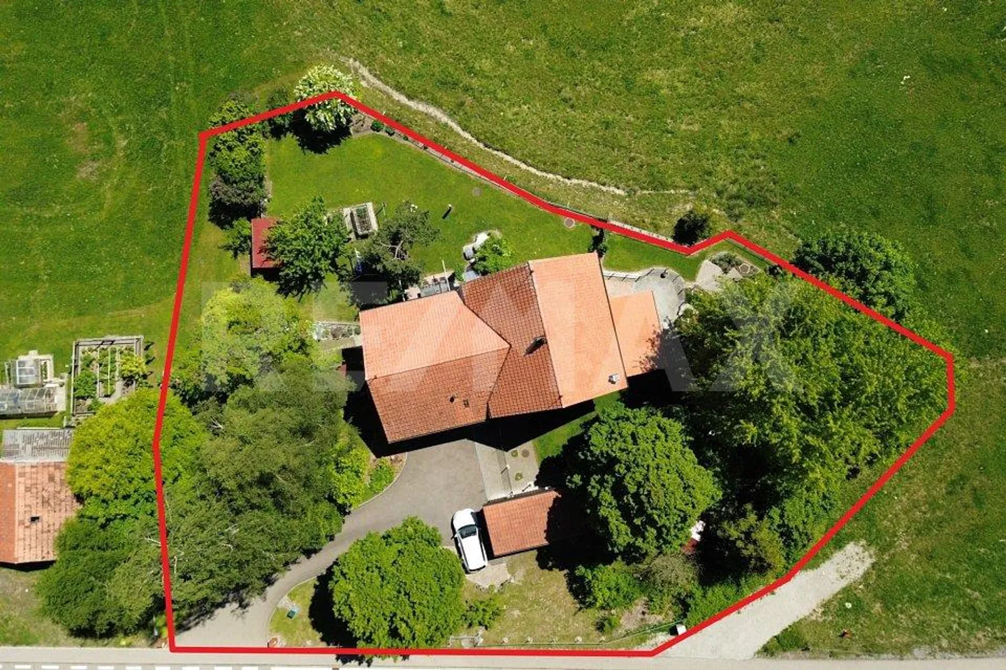 Charmantes Familienhaus in der Natur - Foto 4 von 13