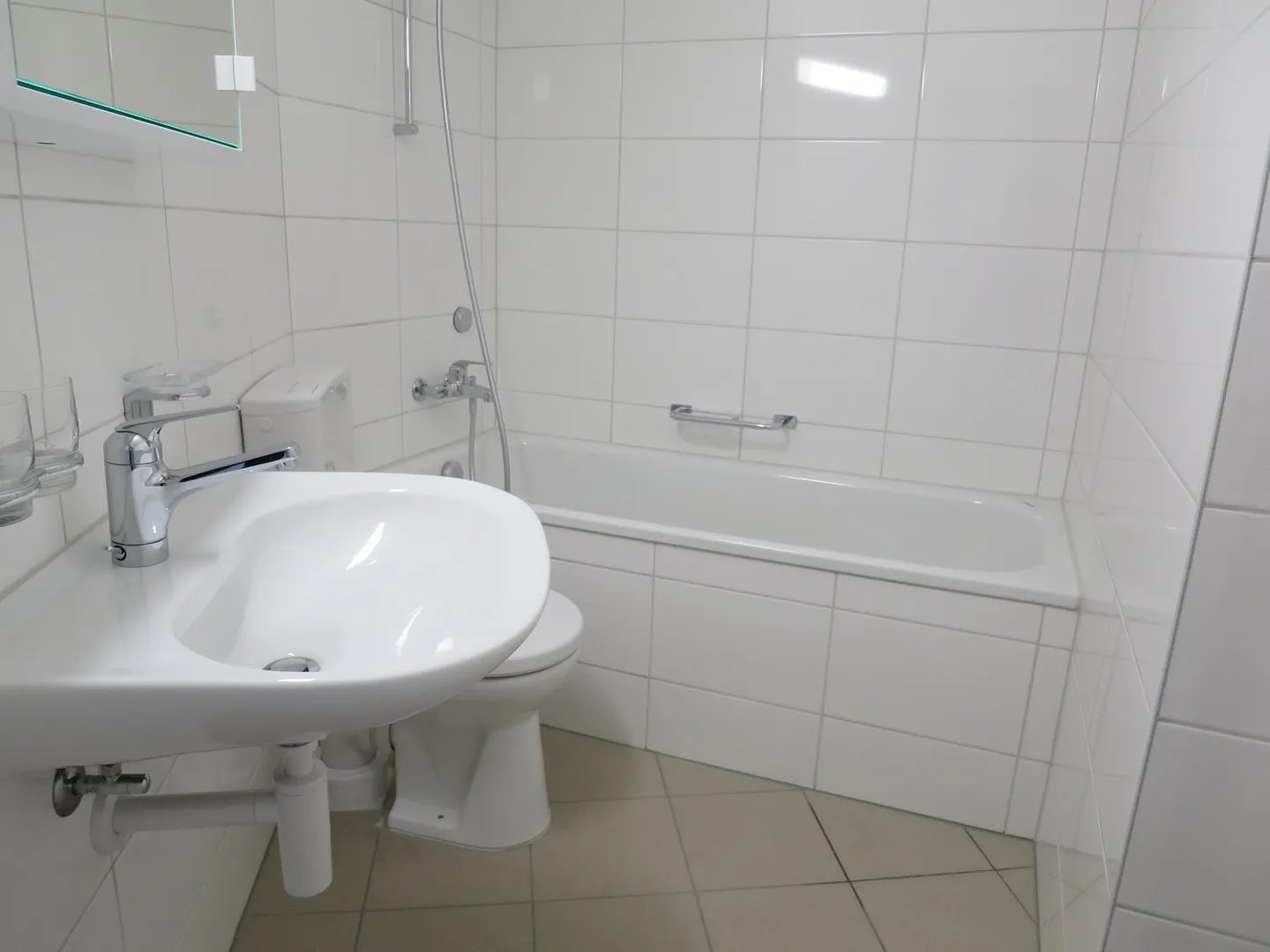 3.5 Zimmer-Wohnung im 6. Stock rech - Foto 2 von 4