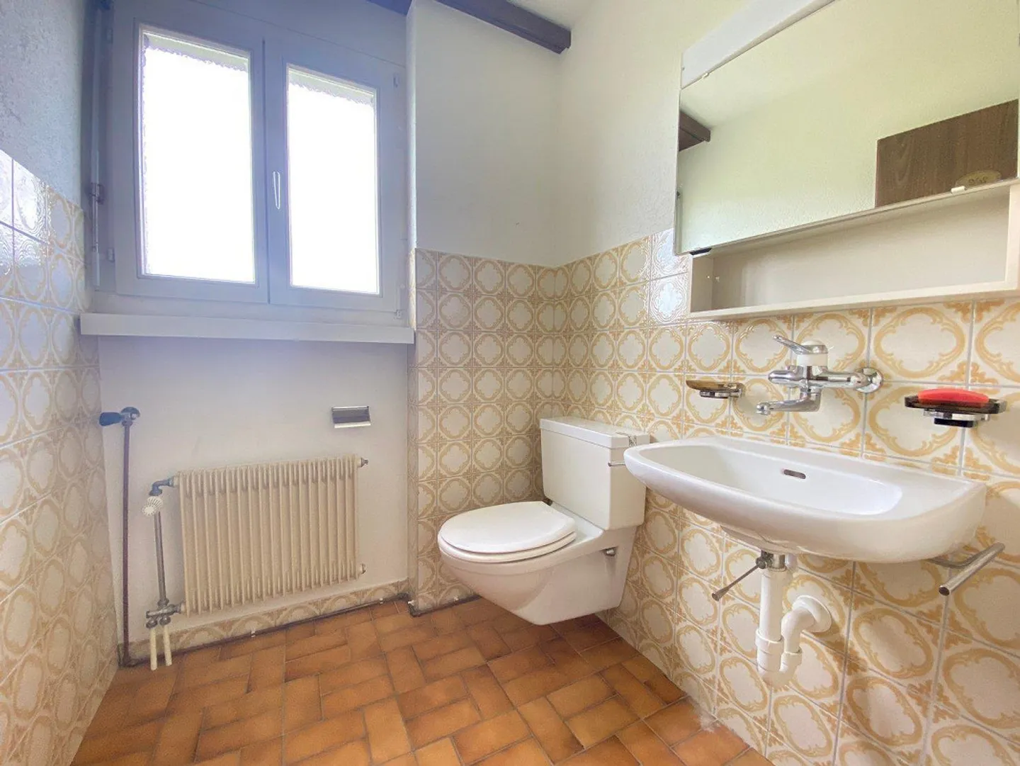 3.5 Room Apartment on the 2nd Floor in a Quiet Location - Photo 7 of 11
