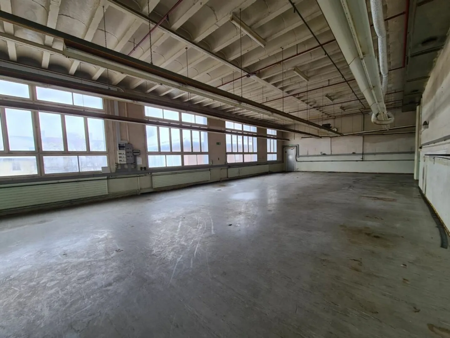 Industrielle und kommerzielle Fläche - Foto 1 von 5