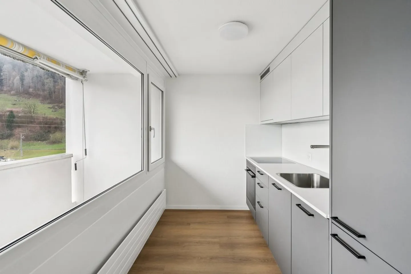 Living with quality of life and comfort - Photo 3 of 11