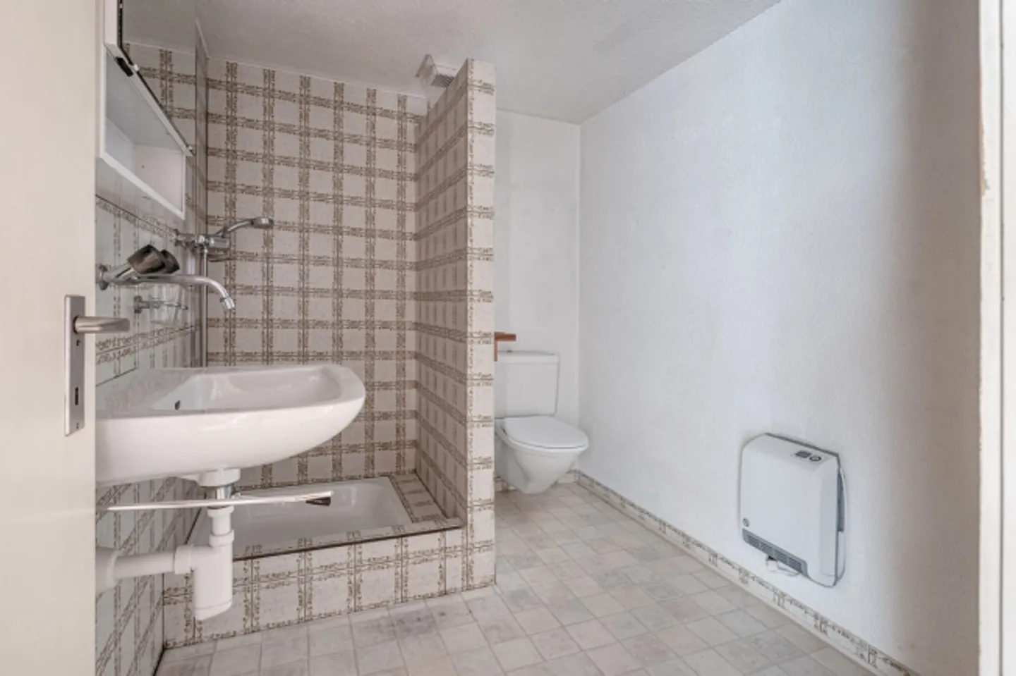 Casa storica con riserva di terreno sul Reno - Foto 9 di 13