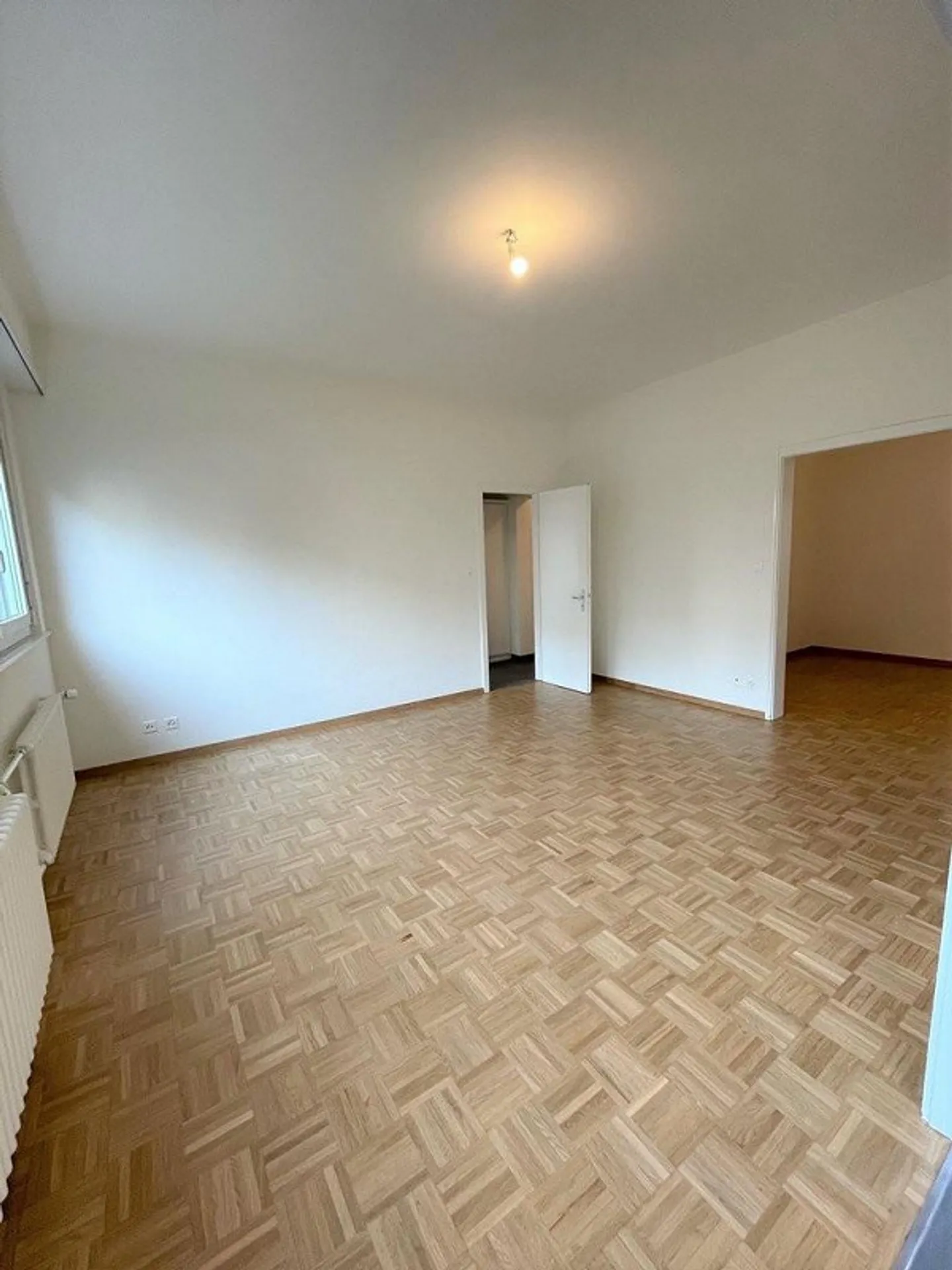 Beautiful Family Apartment - Photo 6 of 12