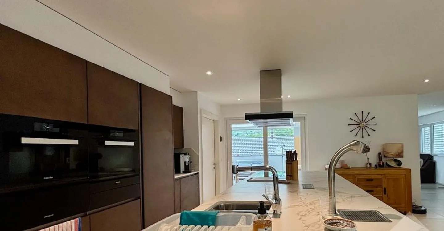 Modern Apartment in Siders - Photo 3 of 10