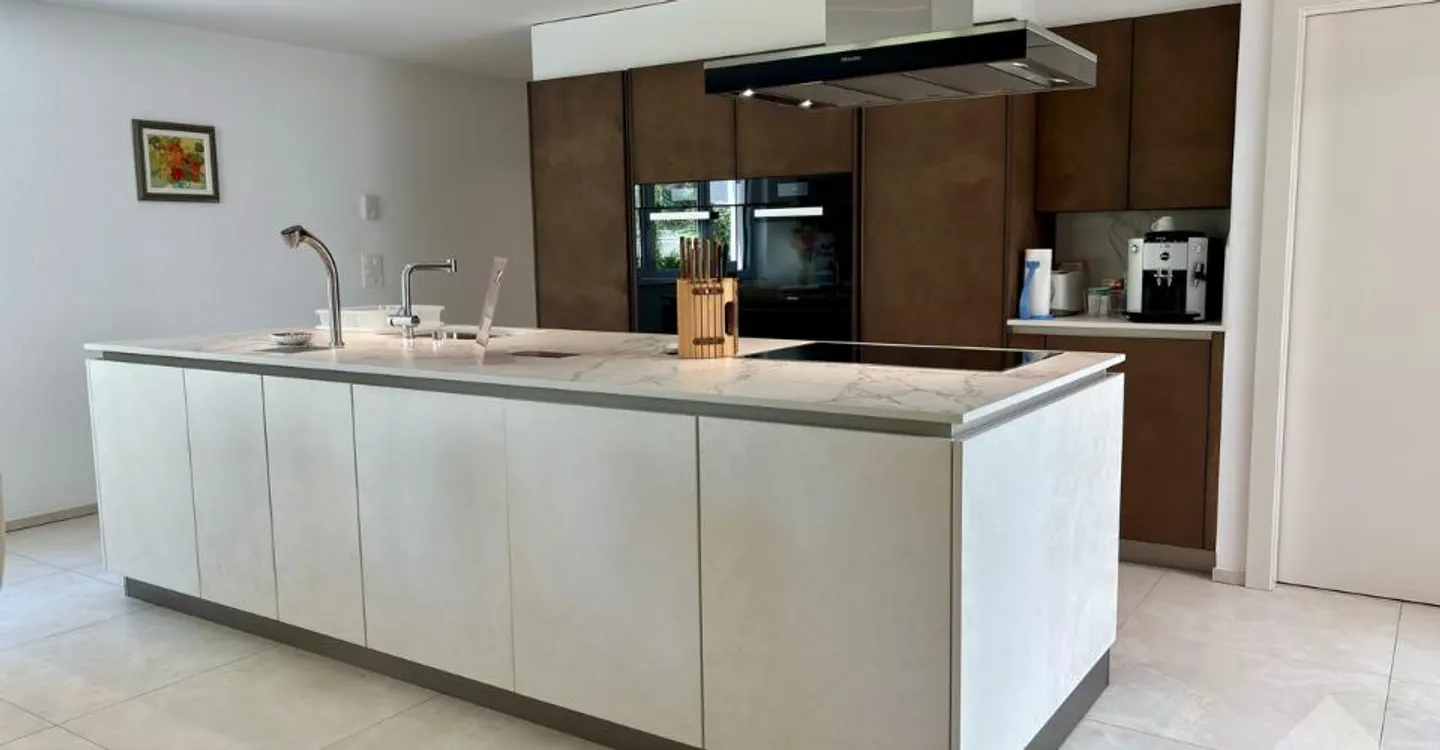Modern Apartment in Siders - Photo 4 of 10