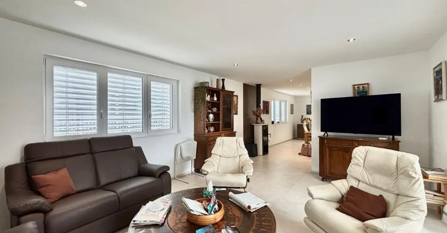Modern Apartment in Siders - Photo 7 of 10