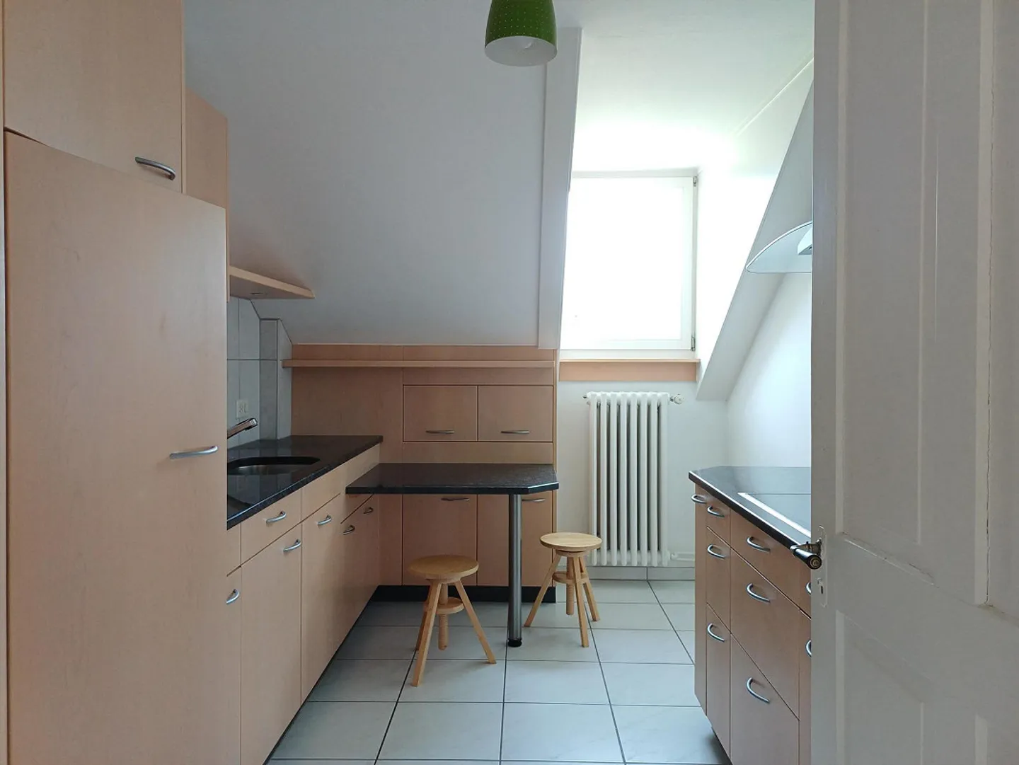 Appartamento tranquillo di 3,5 stanze - Foto 3 di 5