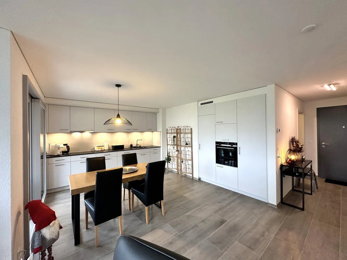 Cheyres, for rent, 3.5 room apartment, 87 m2, lake view! - Photo 3 of 7