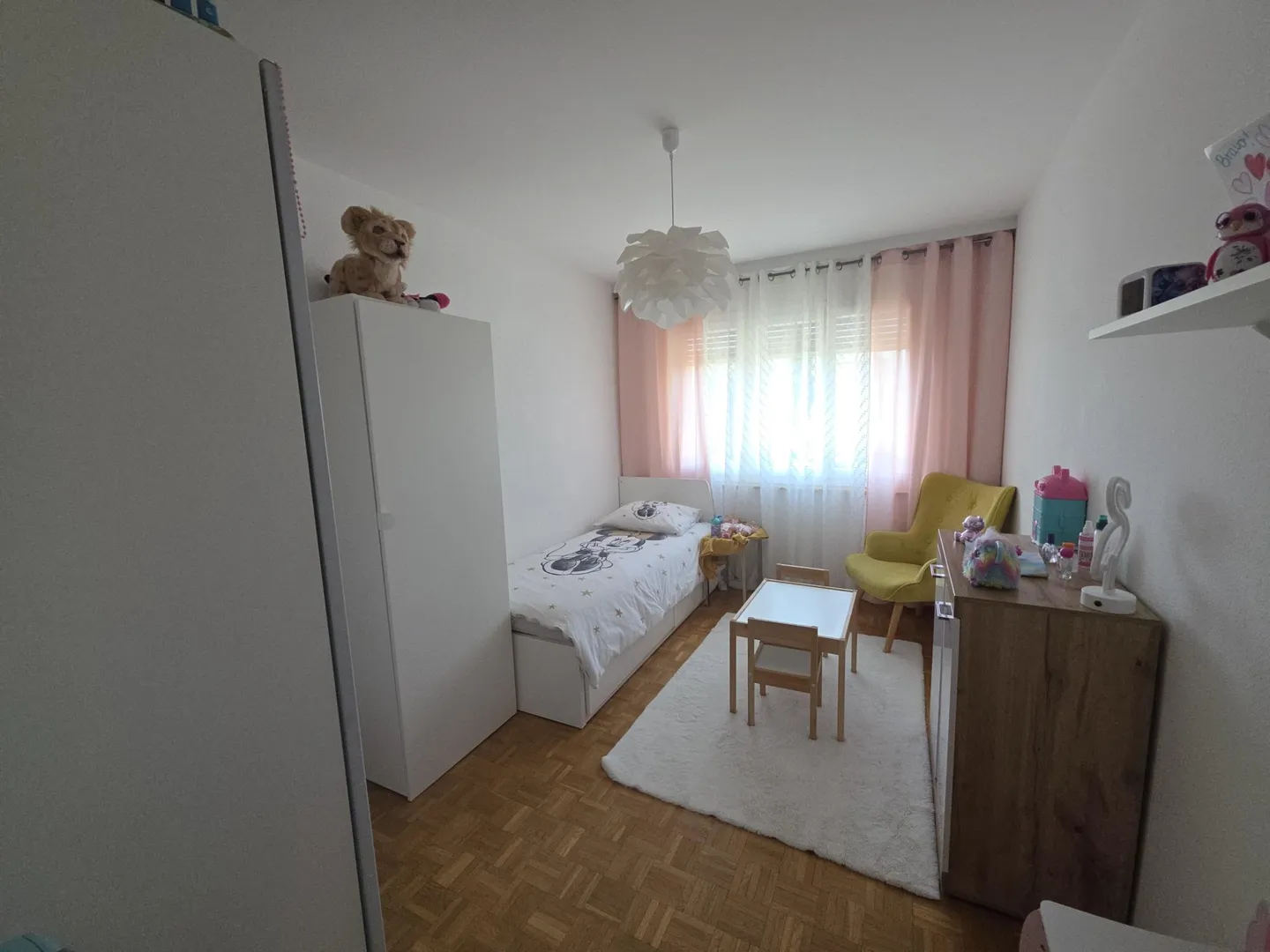Family Apartment in Quiet Area - Photo 6 of 8