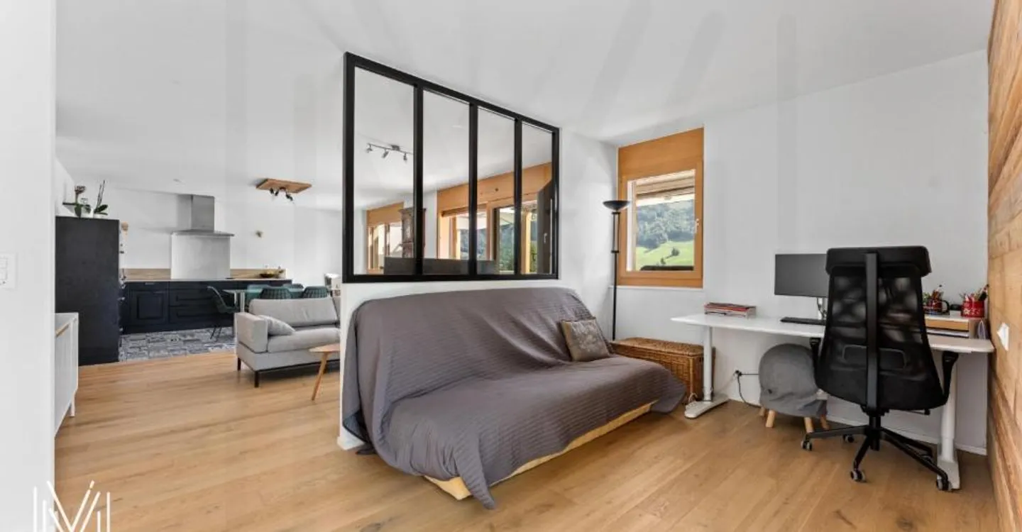 MAGNIFICENT 4.5-ROOM APARTMENT WITH MAGNIFICENT VIEW - Photo 8 of 13