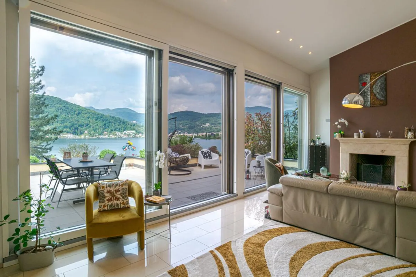 CARABIETTA – ATTIK MIT SEEBLICK AUCH ZWEITE WOHNUNG - Foto 1 von 13