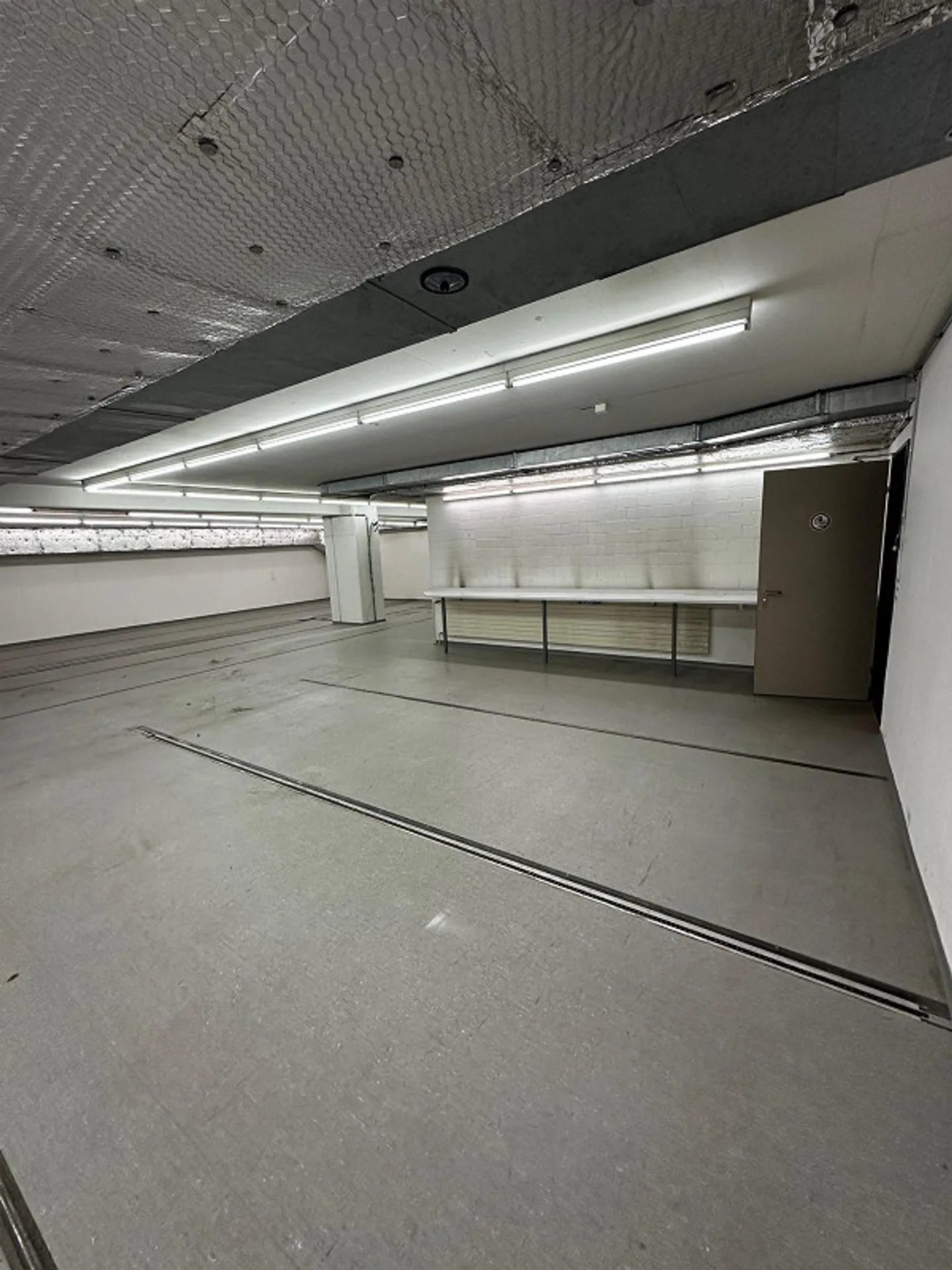 Storage space for rent in the 2nd basement near Schaffhauserplatz - Photo 6 of 7