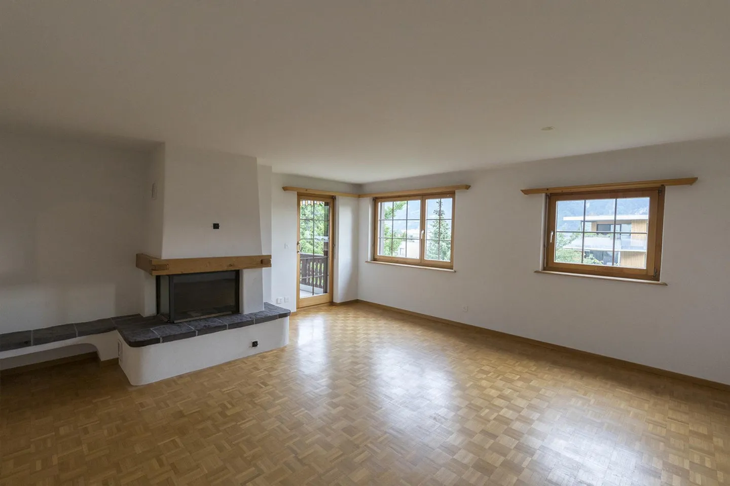 Sunny 4.5 Room Apartment - Photo 4 of 11