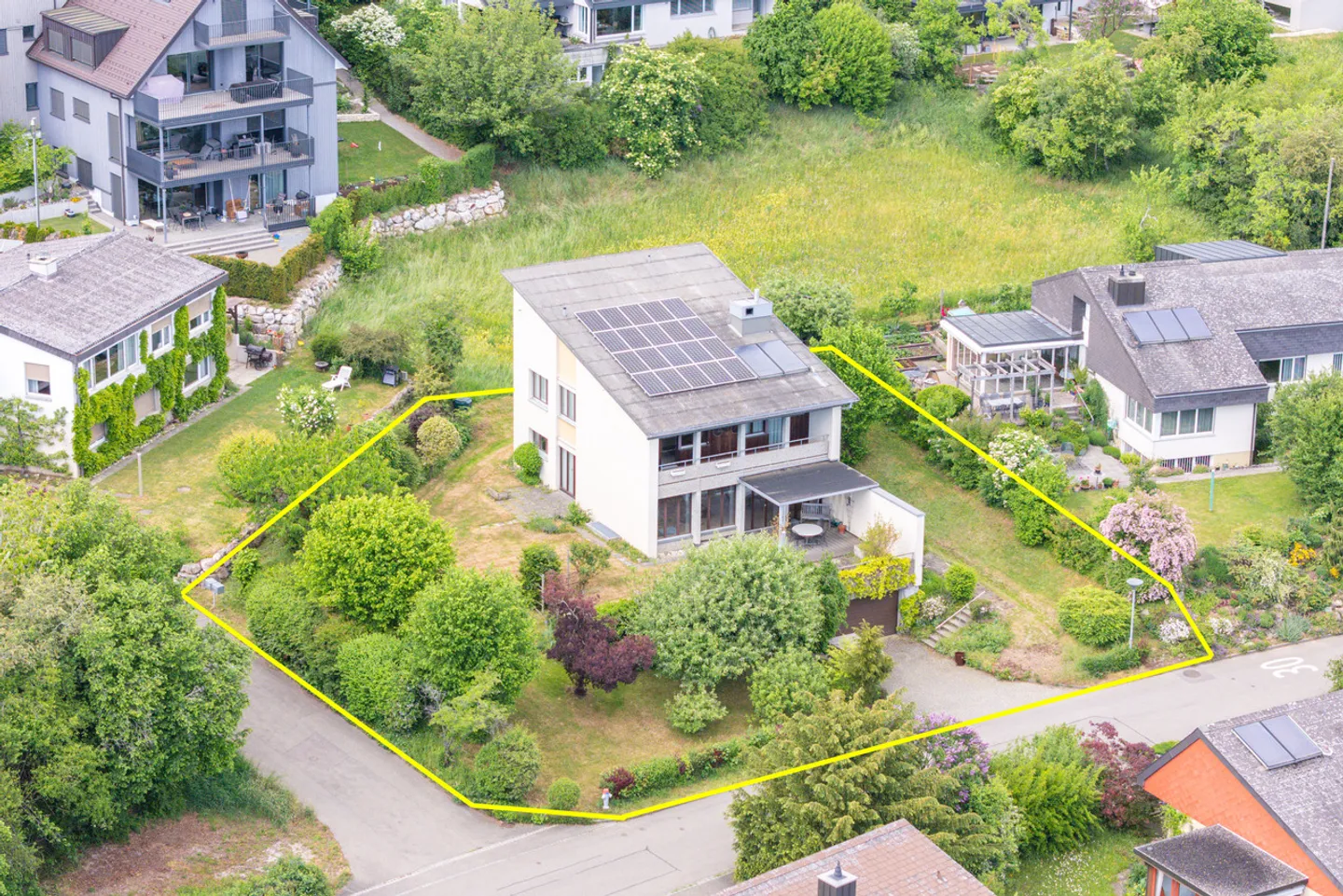 Una casa con orizzonte – Vista fino alle Alpi - Foto 3 di 12