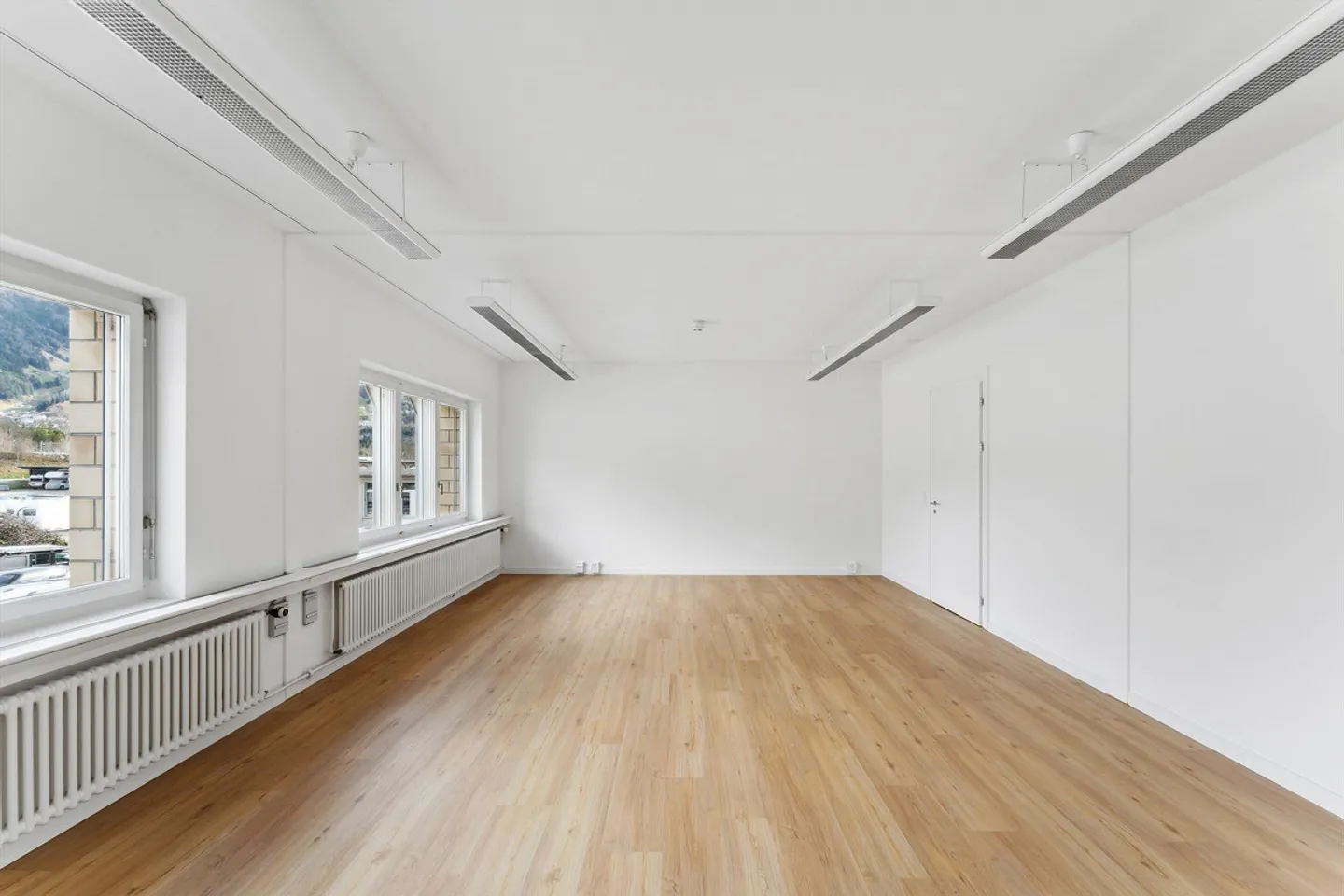 Compact. Professionnel. Prêt à emménager. - Votre nouvel espace de bureau dans le nouveau... - Photo 4 sur 6