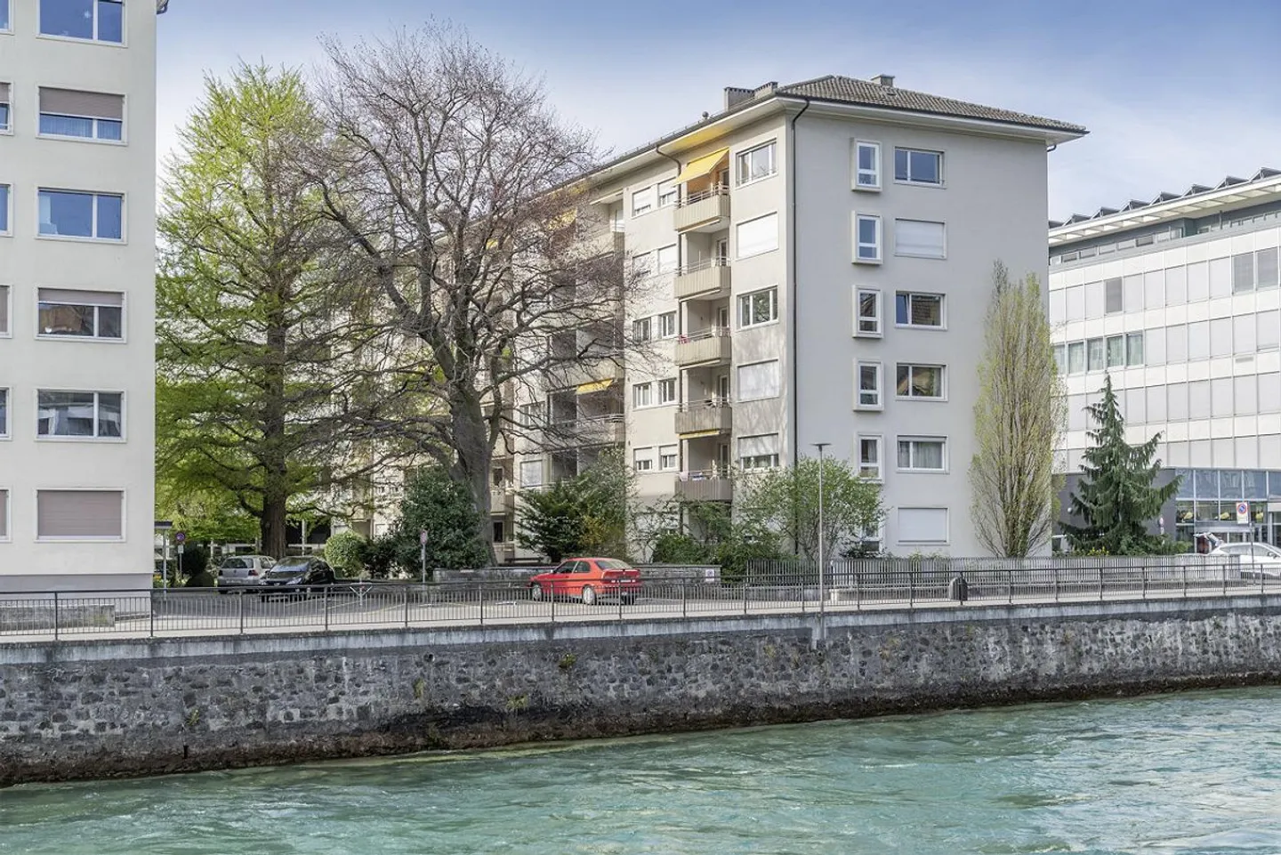Free parking spaces at Scherzligweg - Photo 1 of 1