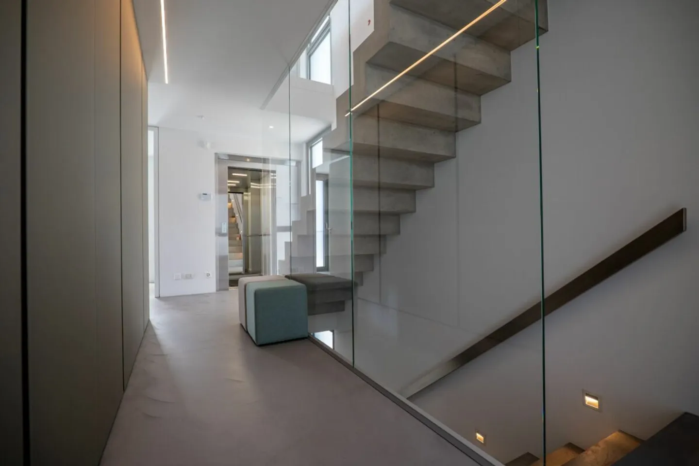 IN VENDITA A MINUSIO - moderna villa bifamiliare con vista lago - Foto 22 di 34