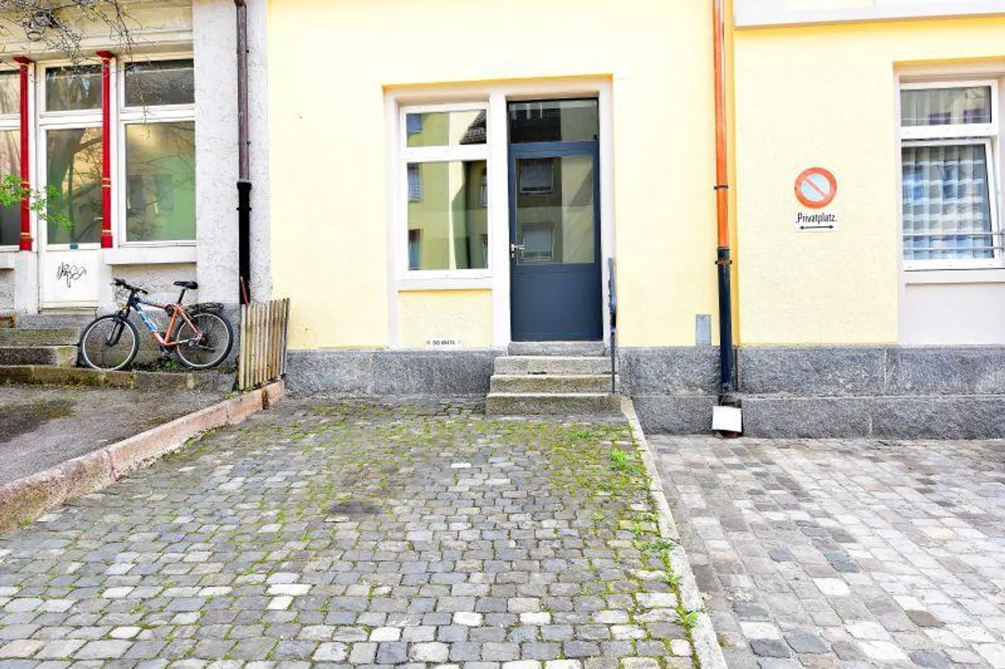 Kompakte Bürofläche für Unternehmer - Foto 2 von 6