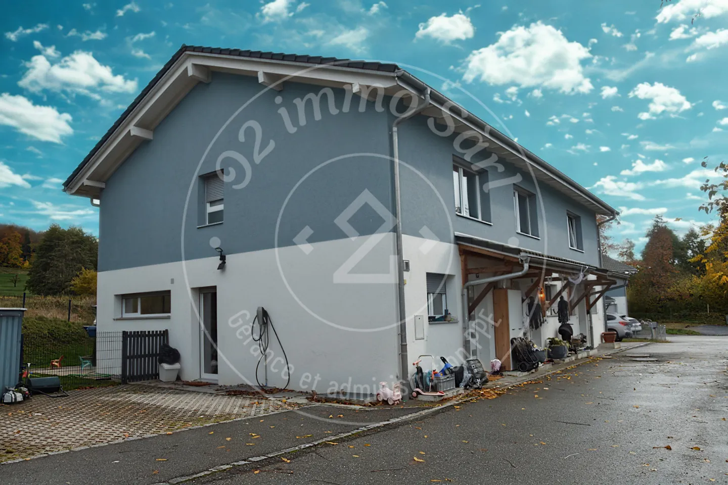 Charmante Doppelhaushälfte - Foto 2 von 10