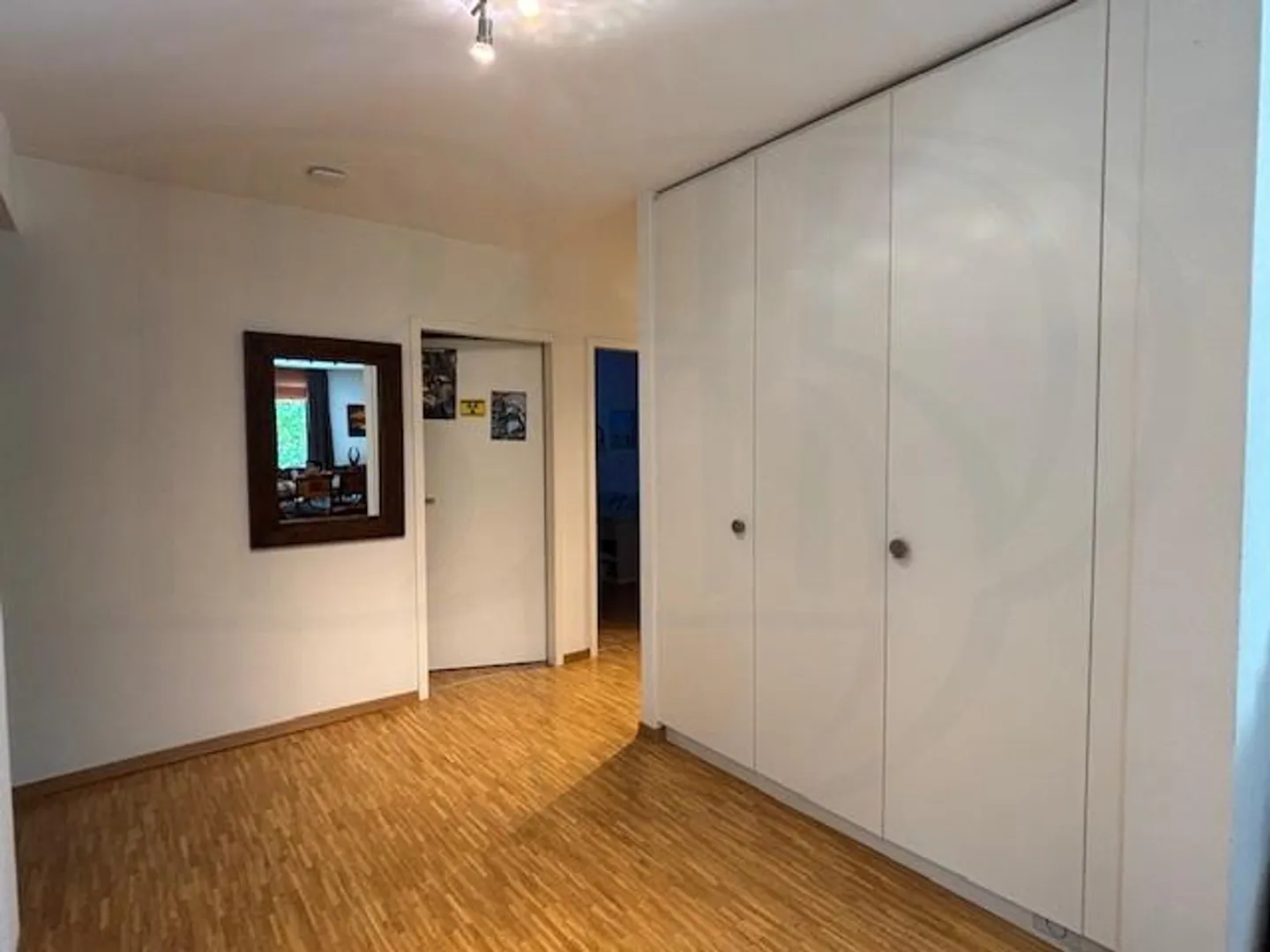 EXCLUSIVITY - 5-ROOM APARTMENT WITH GARDEN - Photo 2 of 13