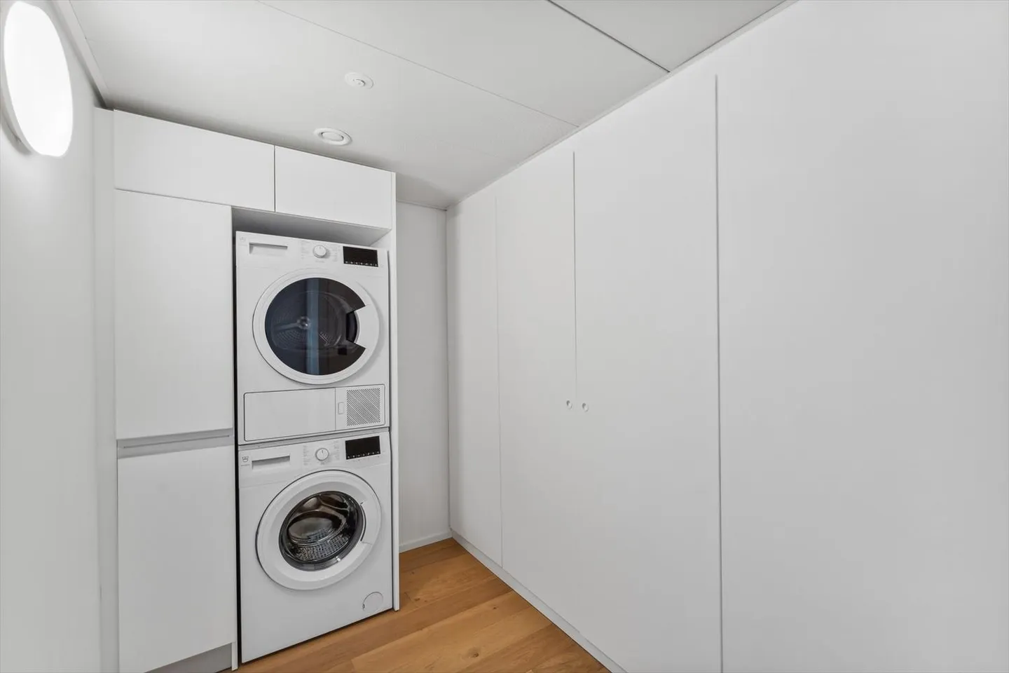 Tower fifty five - metropolitan living spaces - Foto 9 von 9