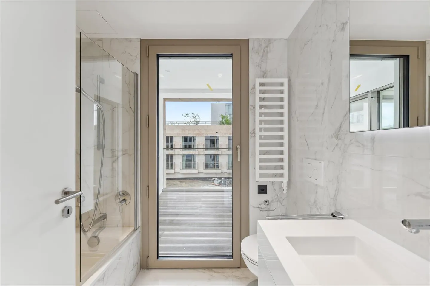 Tower fifty five - metropolitan living spaces - Foto 4 von 9