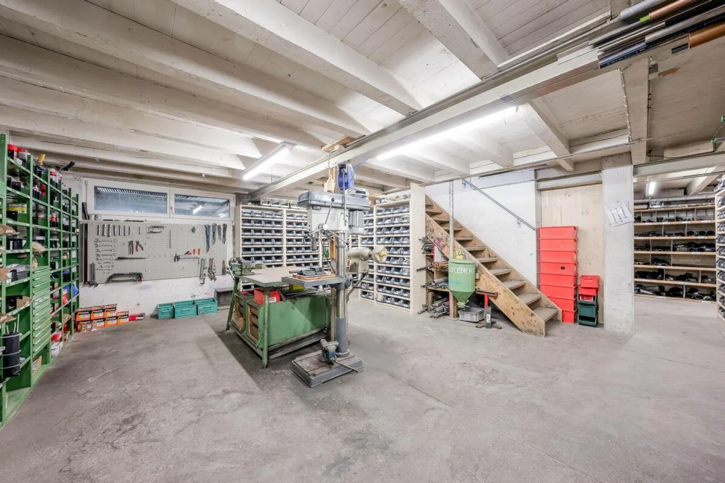 Gewerberäumlichkeiten mit Werkstatt und Büro - Perfekt für Ihr Unternehmen! - Foto 13 von 18
