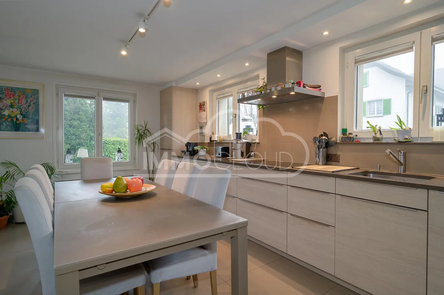 Selten in Morges - individuelle Villa mit 7,5 Zimmern in der Nähe aller Annehmlichkeiten - Foto 2 von 14