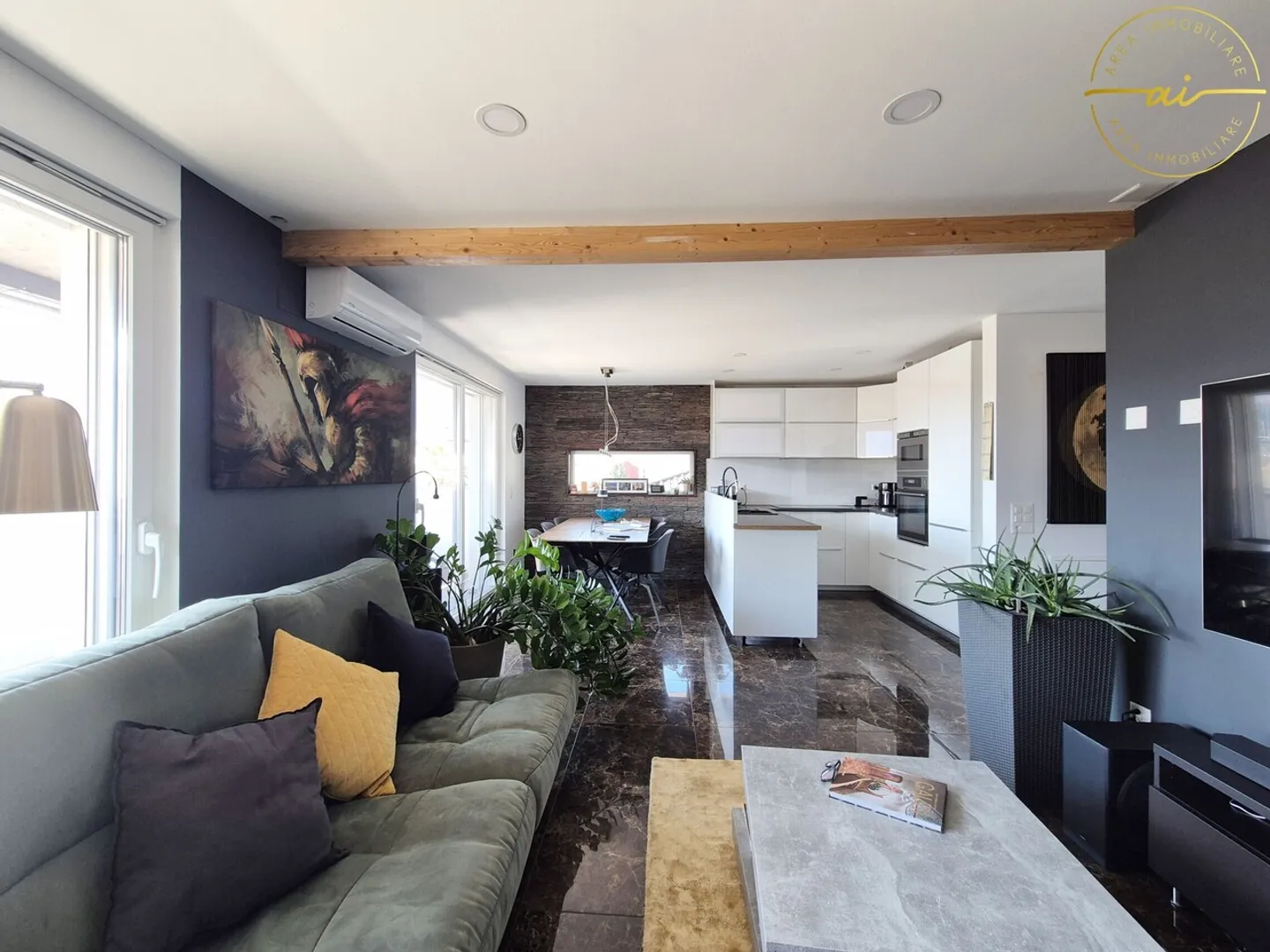 3-ZIMMER-ATTIKAWOHNUNG MIT GROSSER BALKON IN SOLDUNO - Foto 3 von 13