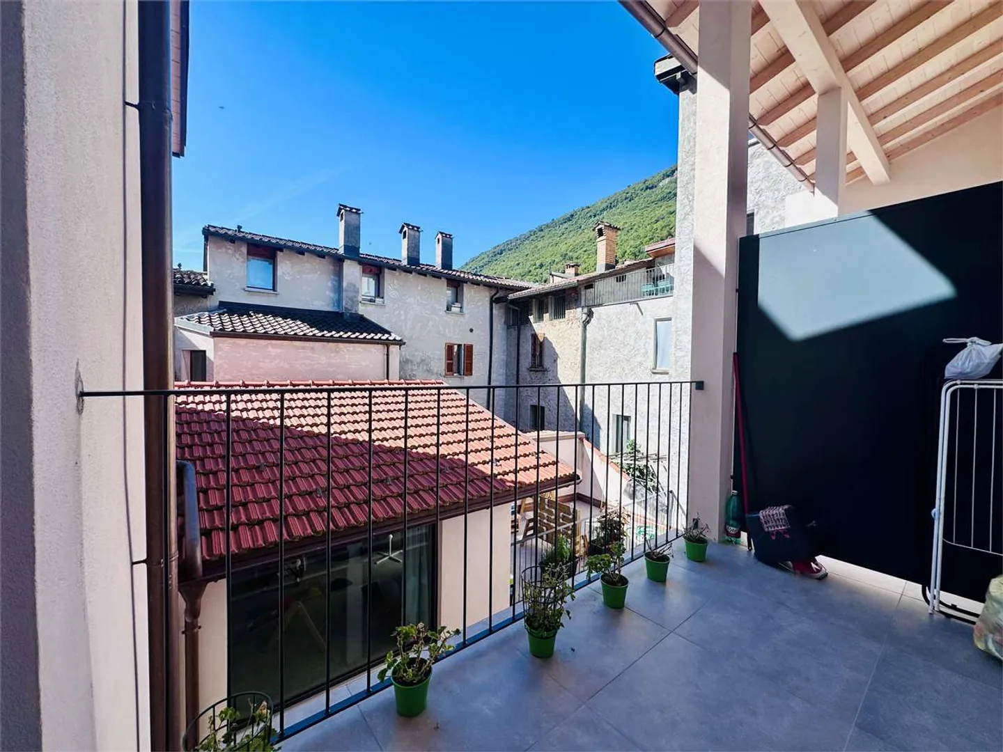 Riva S. Vitale ...two steps from the lake, modern 3.5-room duplex for sale - Photo 8 of 13