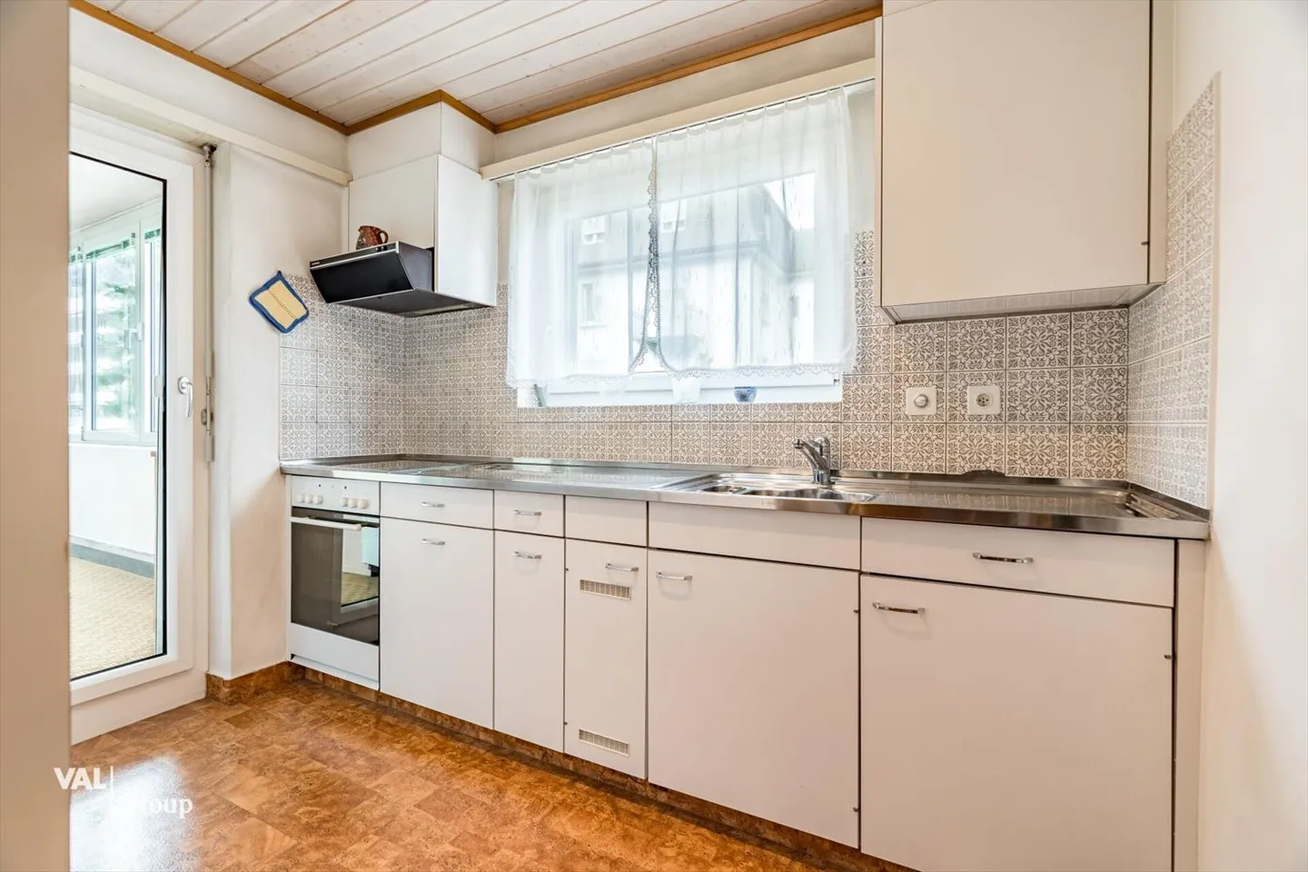 Ampio appartamento di 4,5 locali in posizione centrale a Visp - Foto 9 di 13