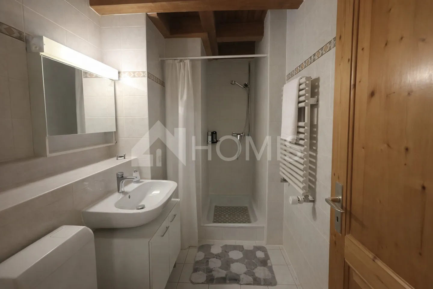 Charmante 4,5-Zimmer-Duplexwohnung mit Terrasse und Garten - Foto 10 von 14