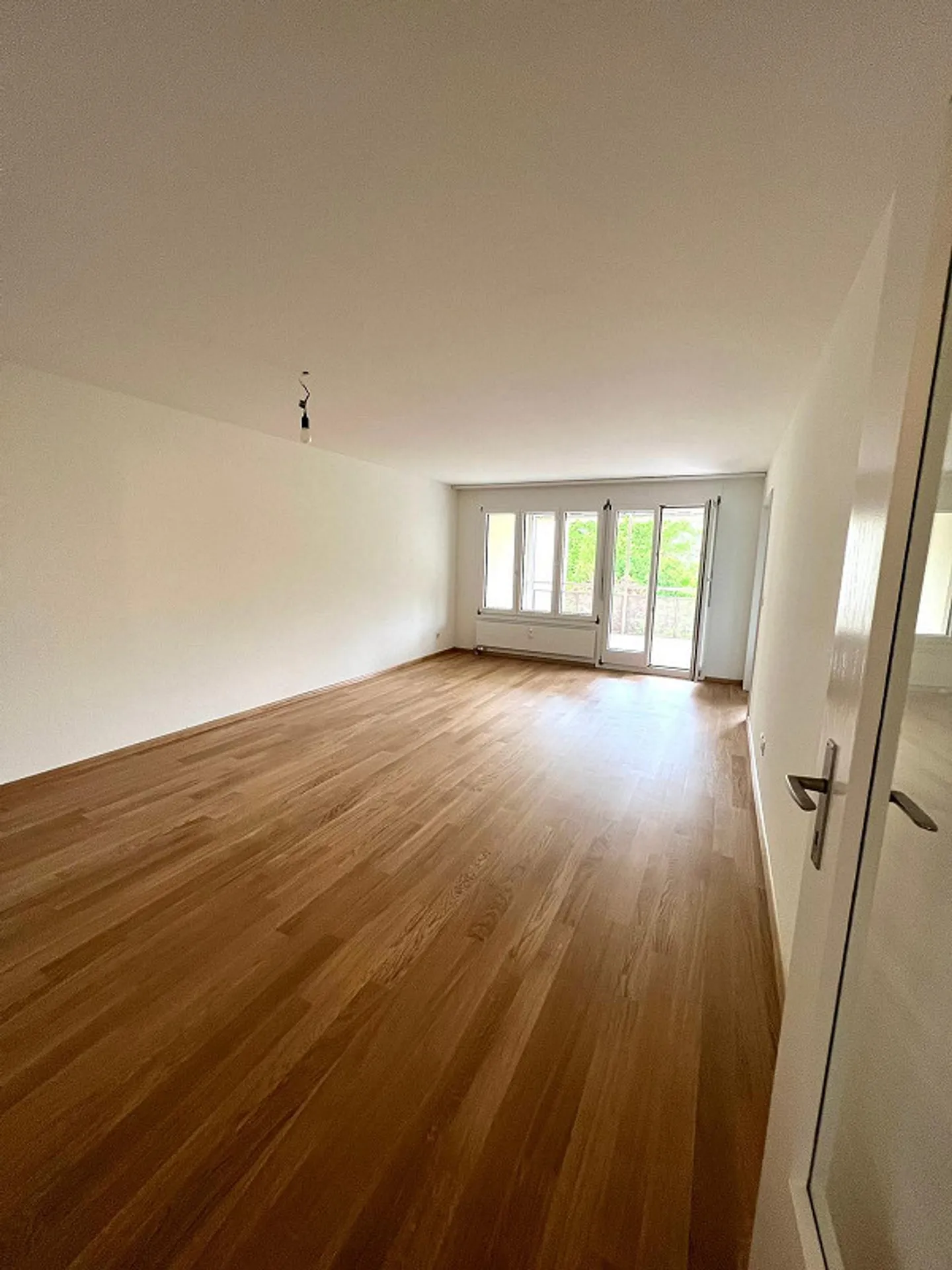 Moderne 4.5 Zimmerwohnung - Foto 6 von 12